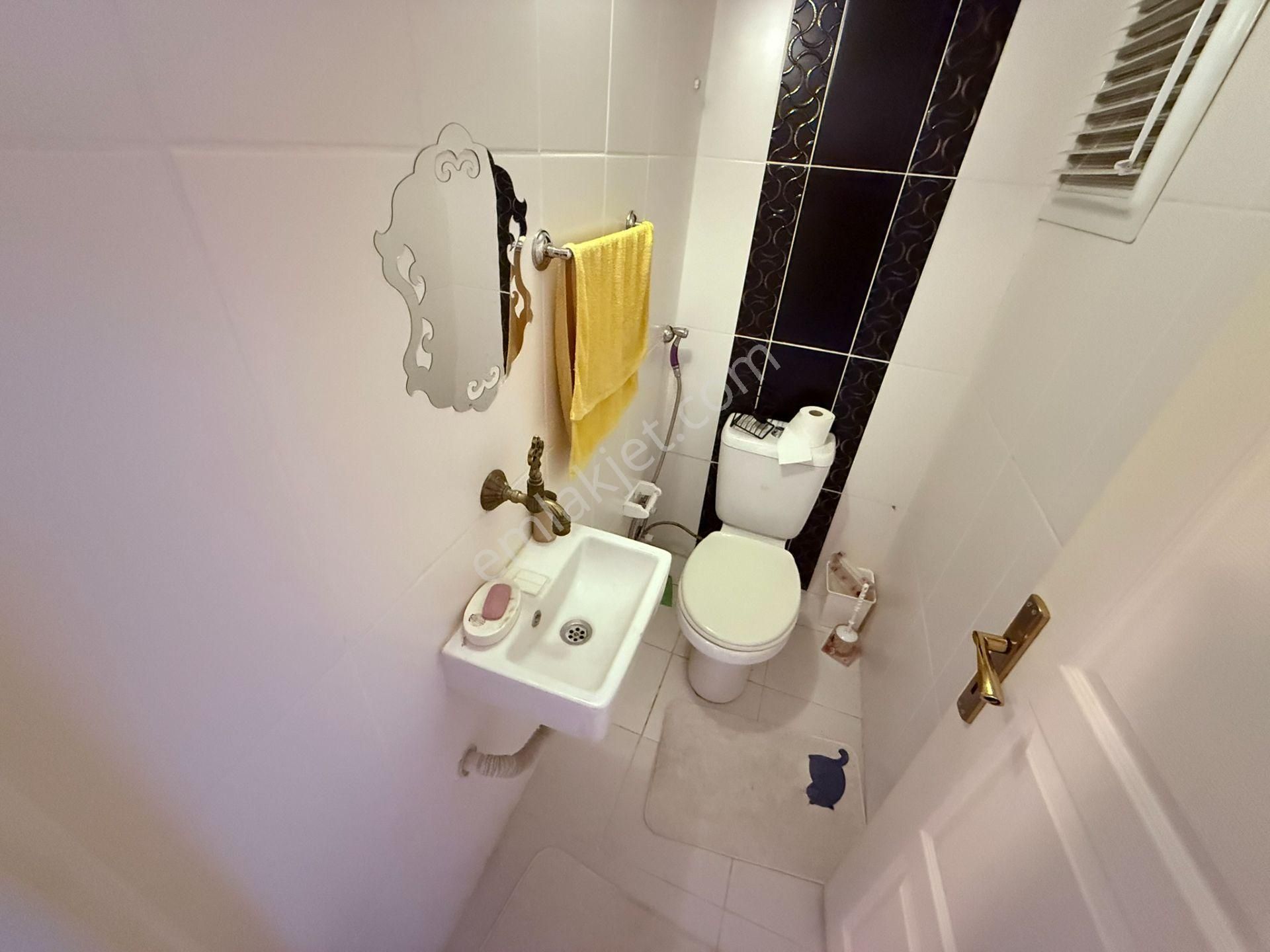 Balçova Ata Caddesi Üzerinde Satılık Manzaralı 3+1 Bakımlı Daire - Görsel 21