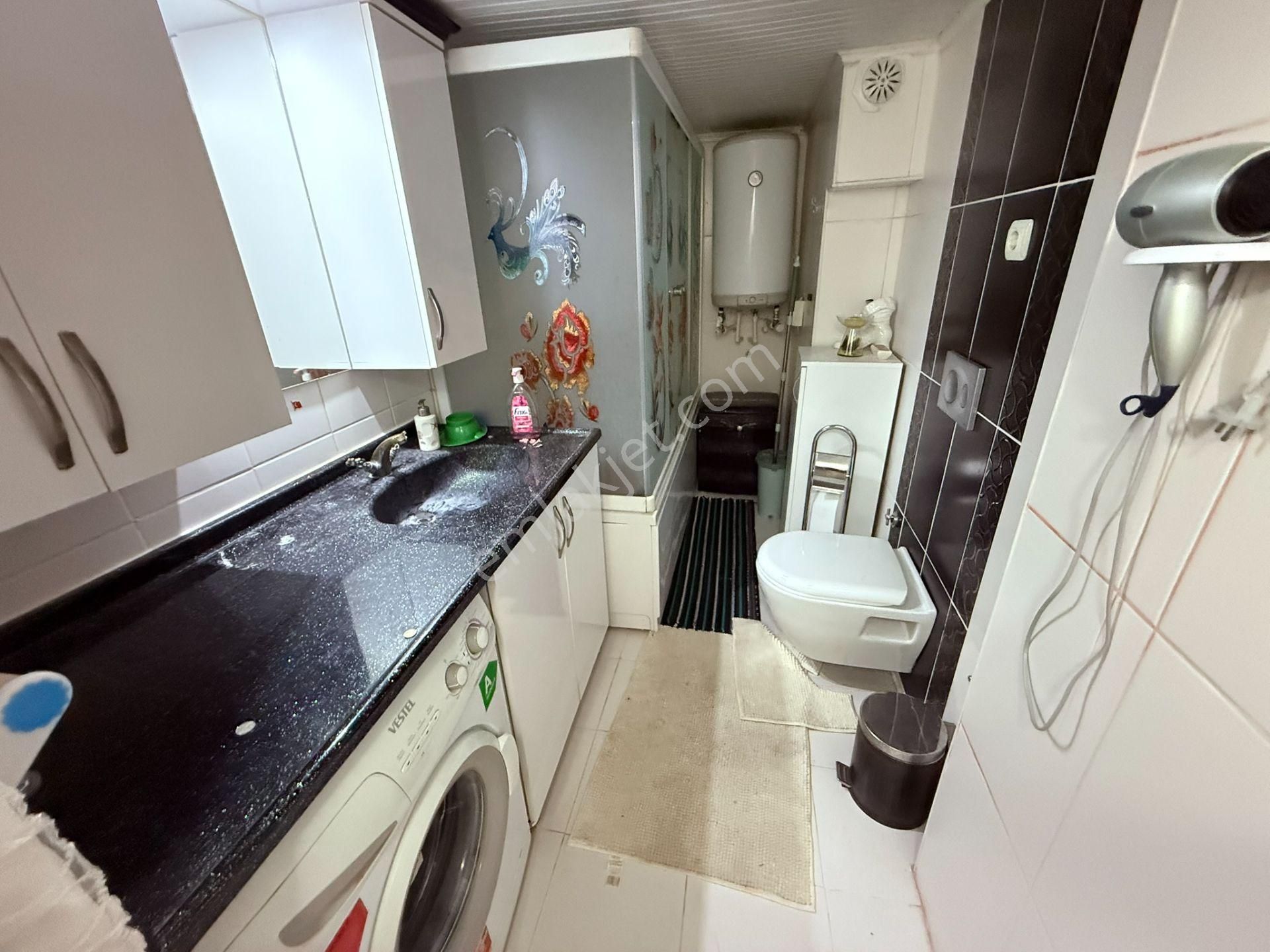 Balçova Ata Caddesi Üzerinde Satılık Manzaralı 3+1 Bakımlı Daire - Görsel 26