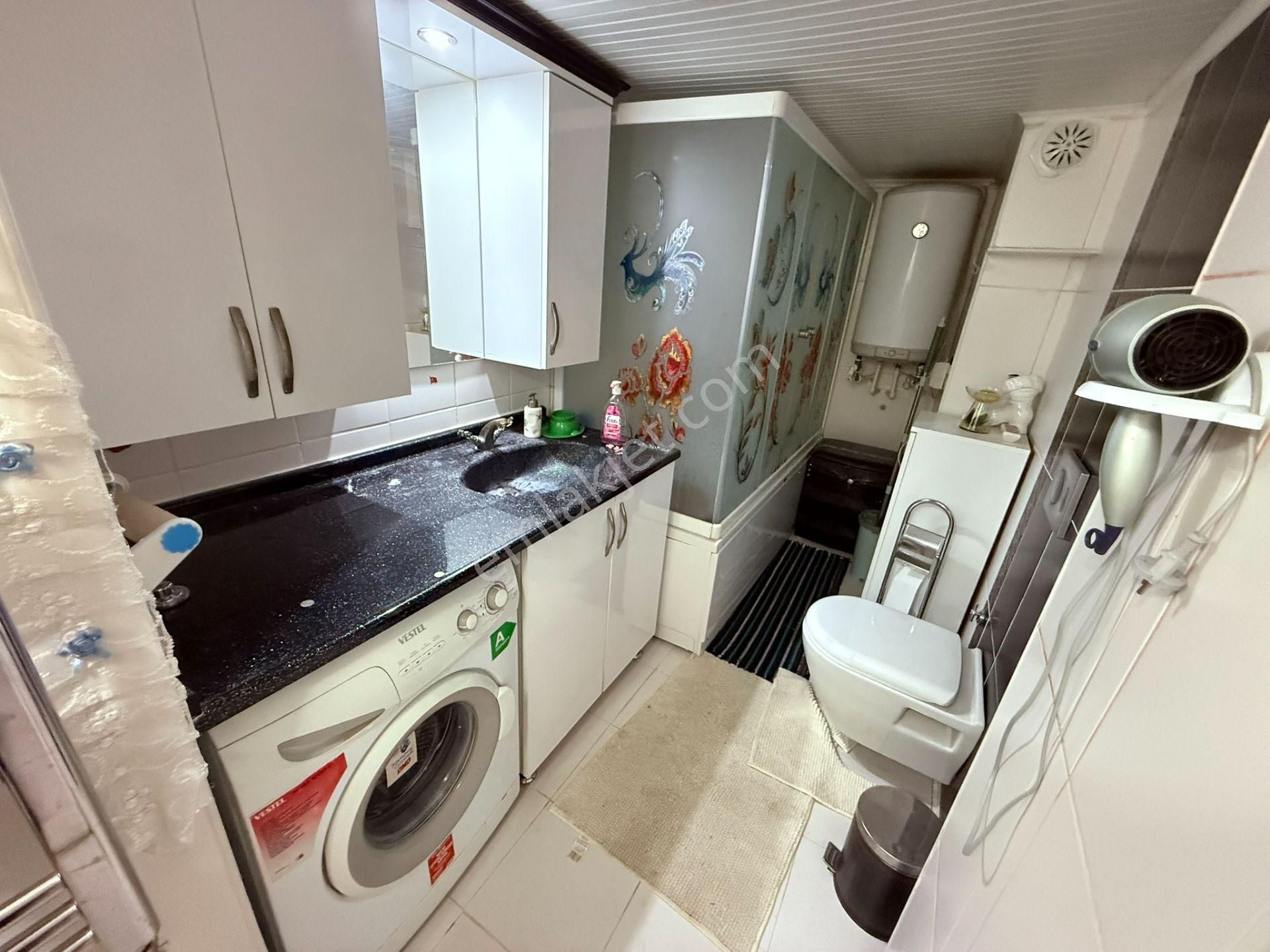 Balçova Ata Caddesi Üzerinde Satılık Manzaralı 3+1 Bakımlı Daire - Görsel 25