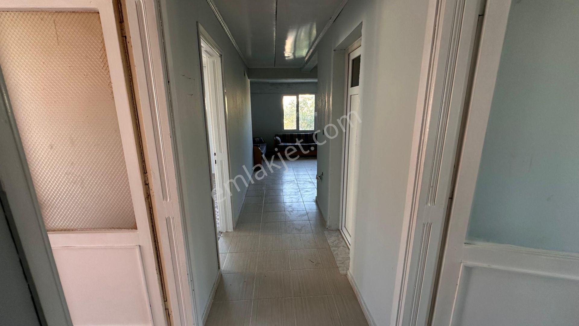 Karaburun Mordoğan Çatalkaya'da Kargir Ev Ve Arsası - Görsel 15