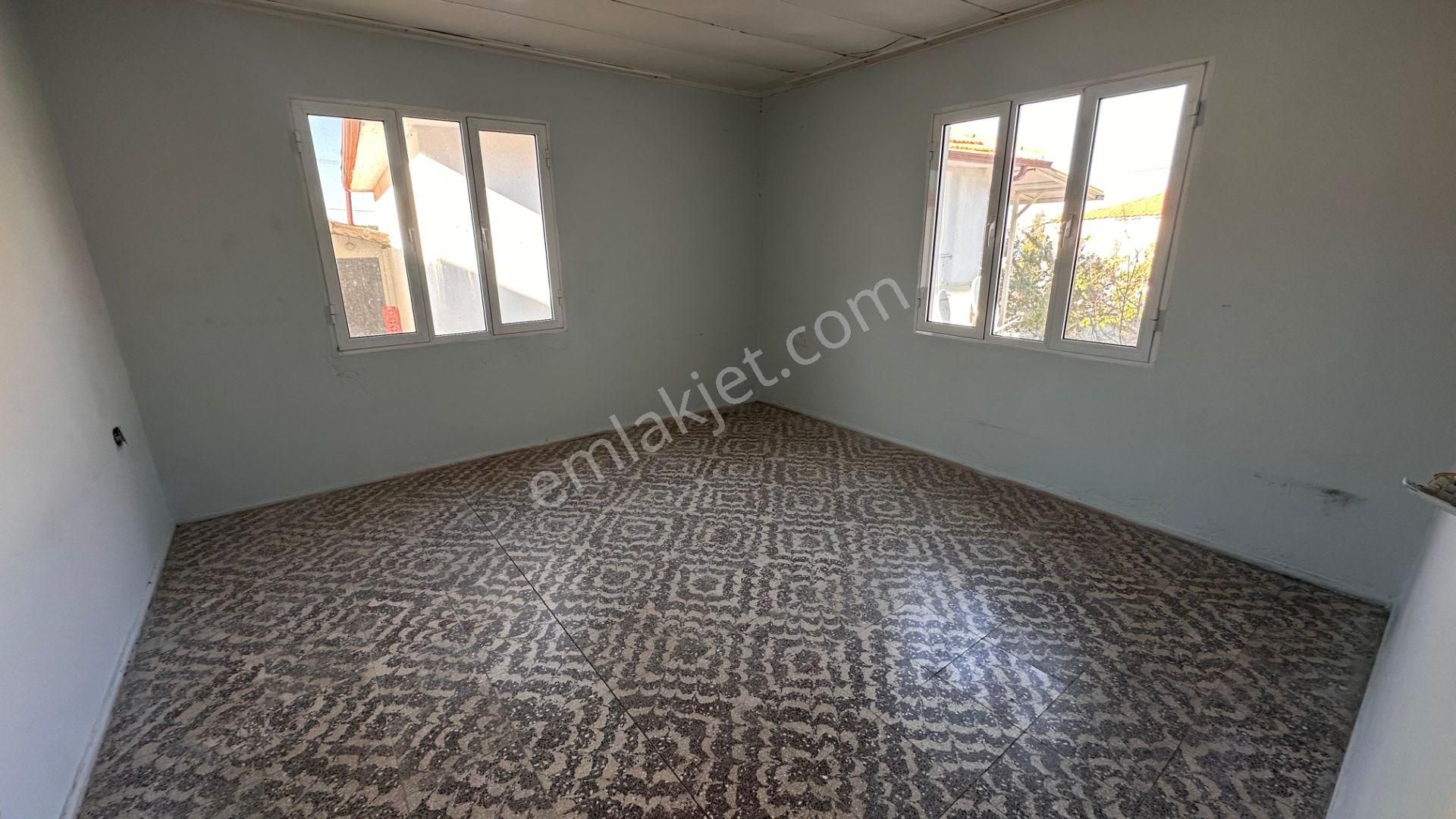 Karaburun Mordoğan Çatalkaya'da Kargir Ev Ve Arsası - Görsel 10