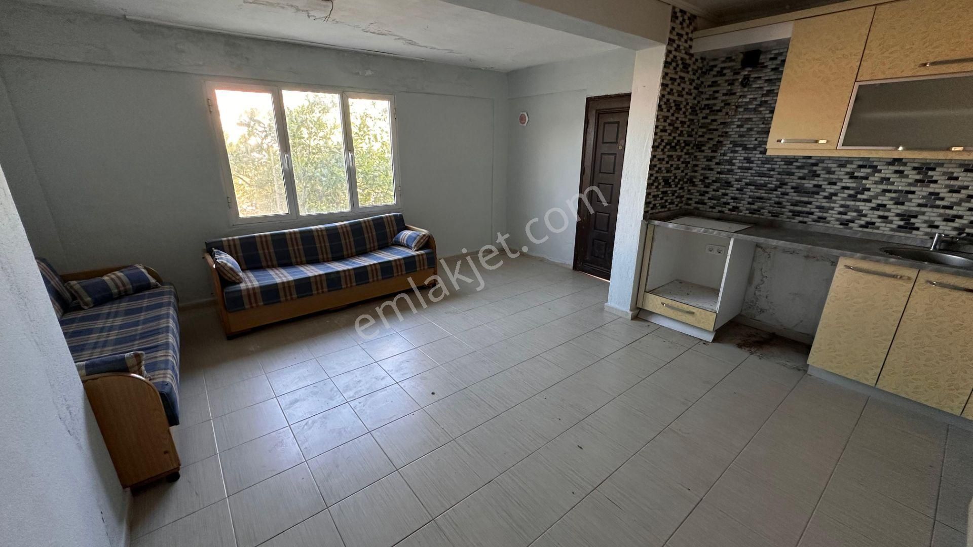 Karaburun Mordoğan Çatalkaya'da Kargir Ev Ve Arsası - Görsel 11