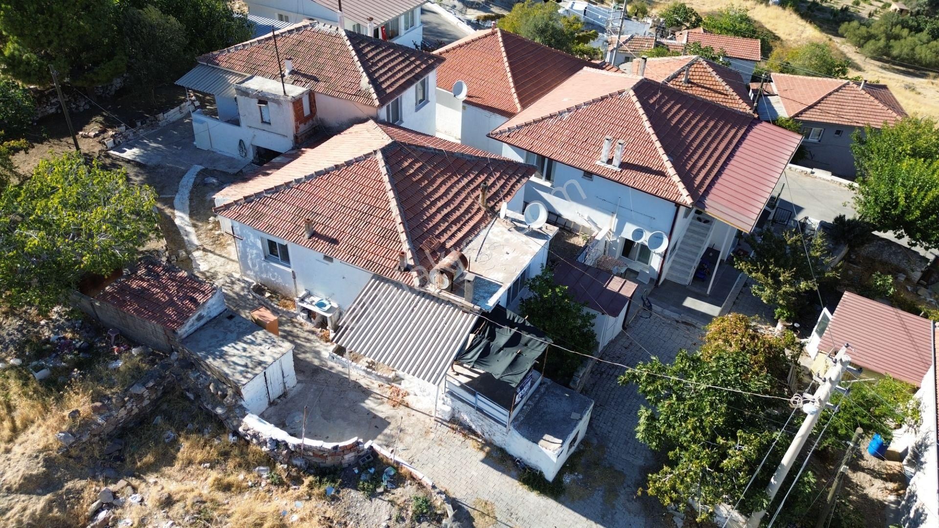 Karaburun Mordoğan Çatalkaya'da Kargir Ev Ve Arsası - Görsel 24