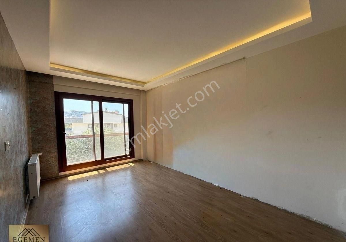 Kuşadası Merkezde Manzaralı 3+1 Daire - Görsel 5