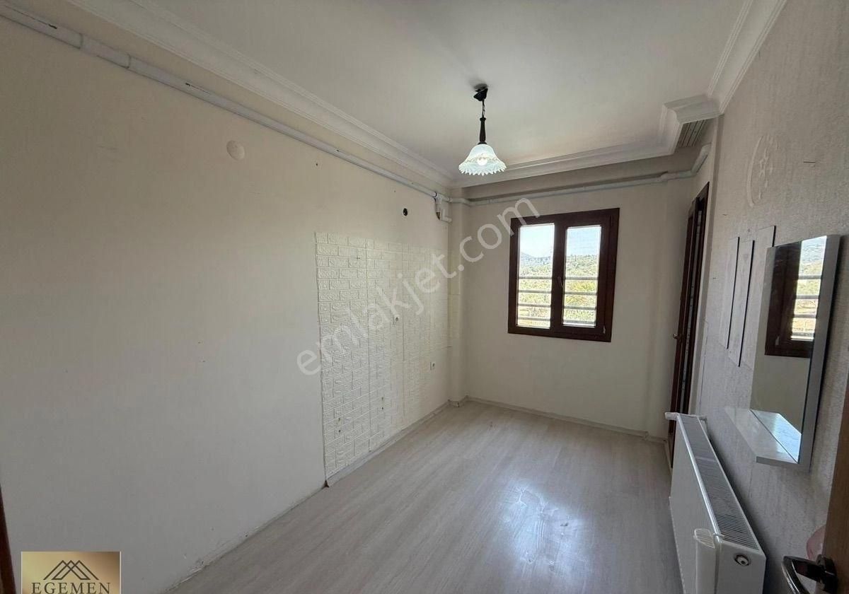 Kuşadası Merkezde Manzaralı 3+1 Daire - Görsel 11