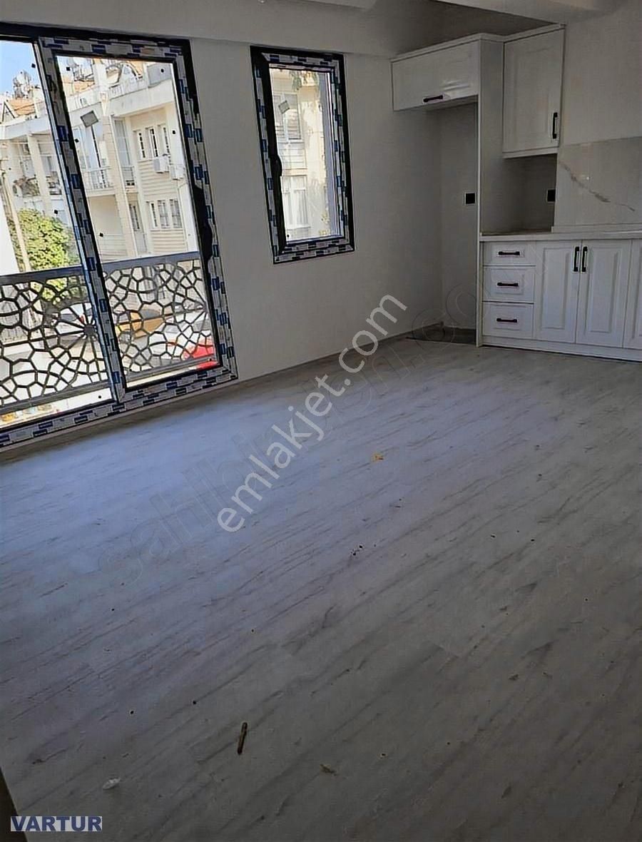 Fethiye Merkezde 1+1 Lüx Daire - Görsel 2