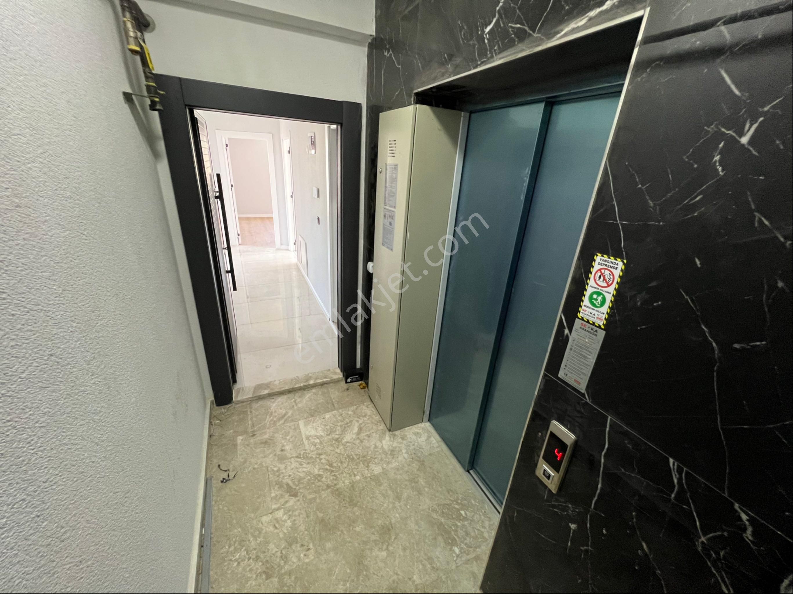 Vizyon Emlak'tan Bayramoğlu Mh Asansörlü Kapalı Otoparklı Arakat 2+1 - Görsel 19