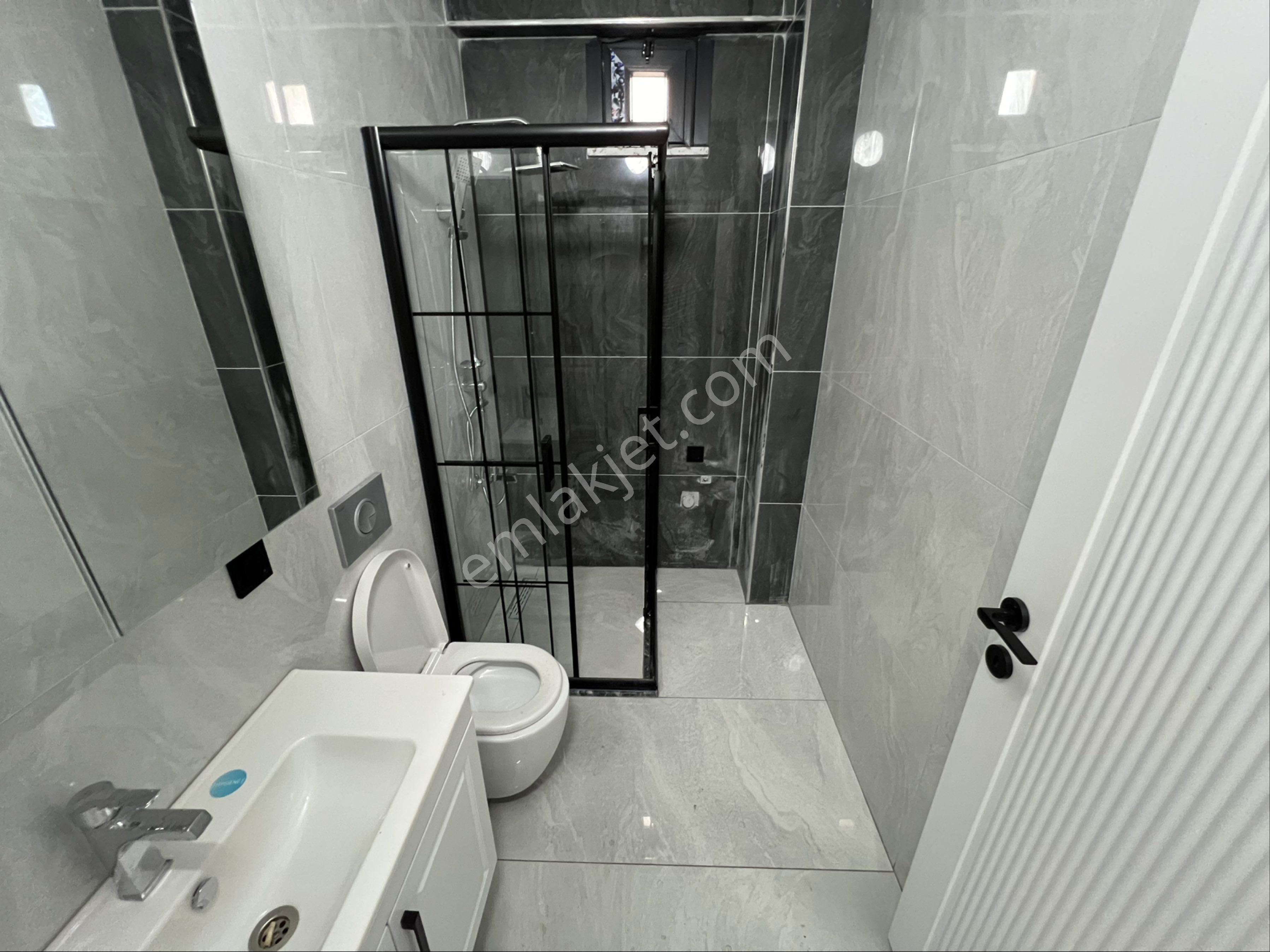 Vizyon Emlak'tan Bayramoğlu Mh Asansörlü Kapalı Otoparklı Arakat 2+1 - Görsel 17