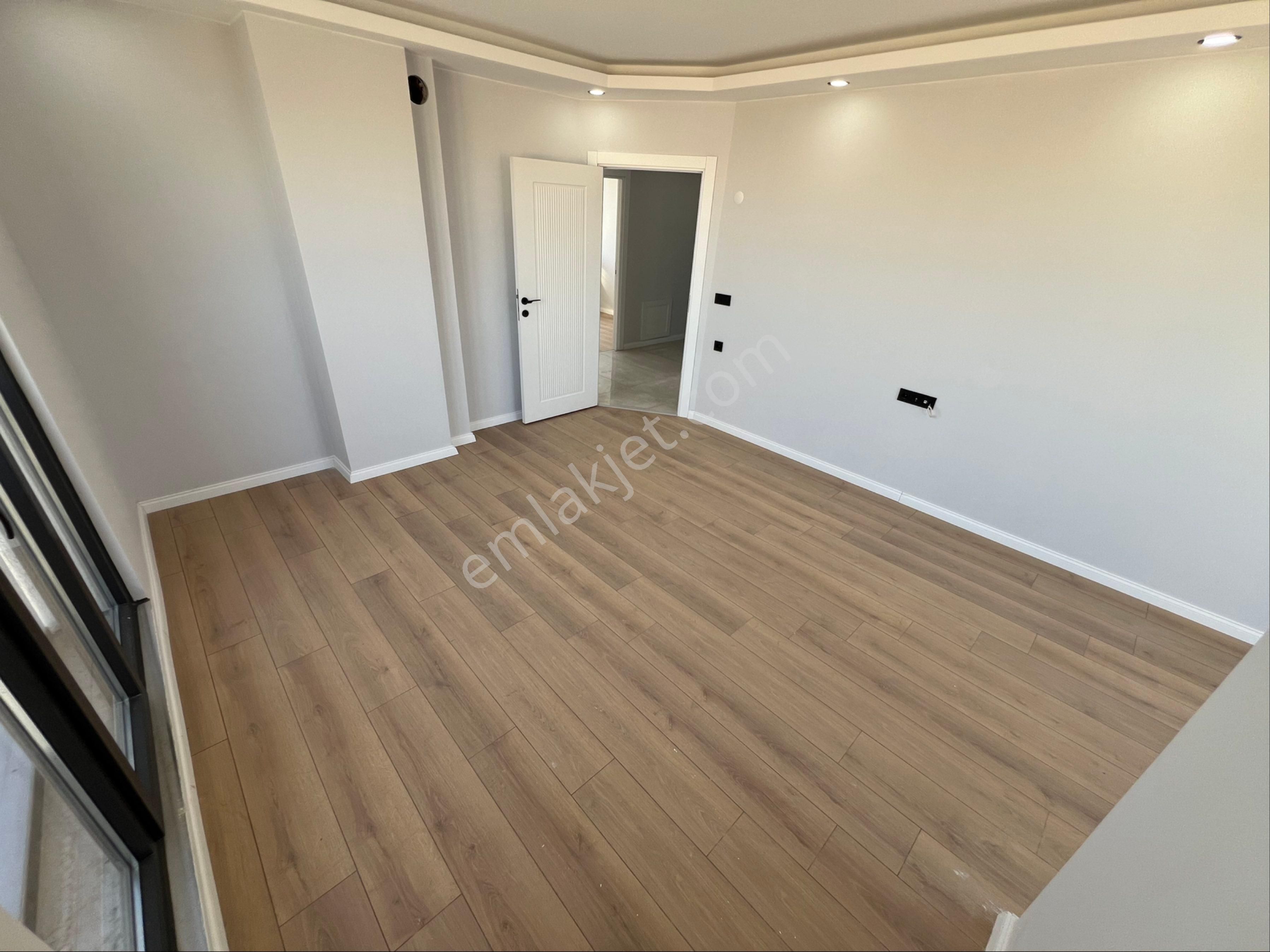 Vizyon Emlak'tan Bayramoğlu Mh Asansörlü Kapalı Otoparklı Arakat 2+1 - Görsel 4