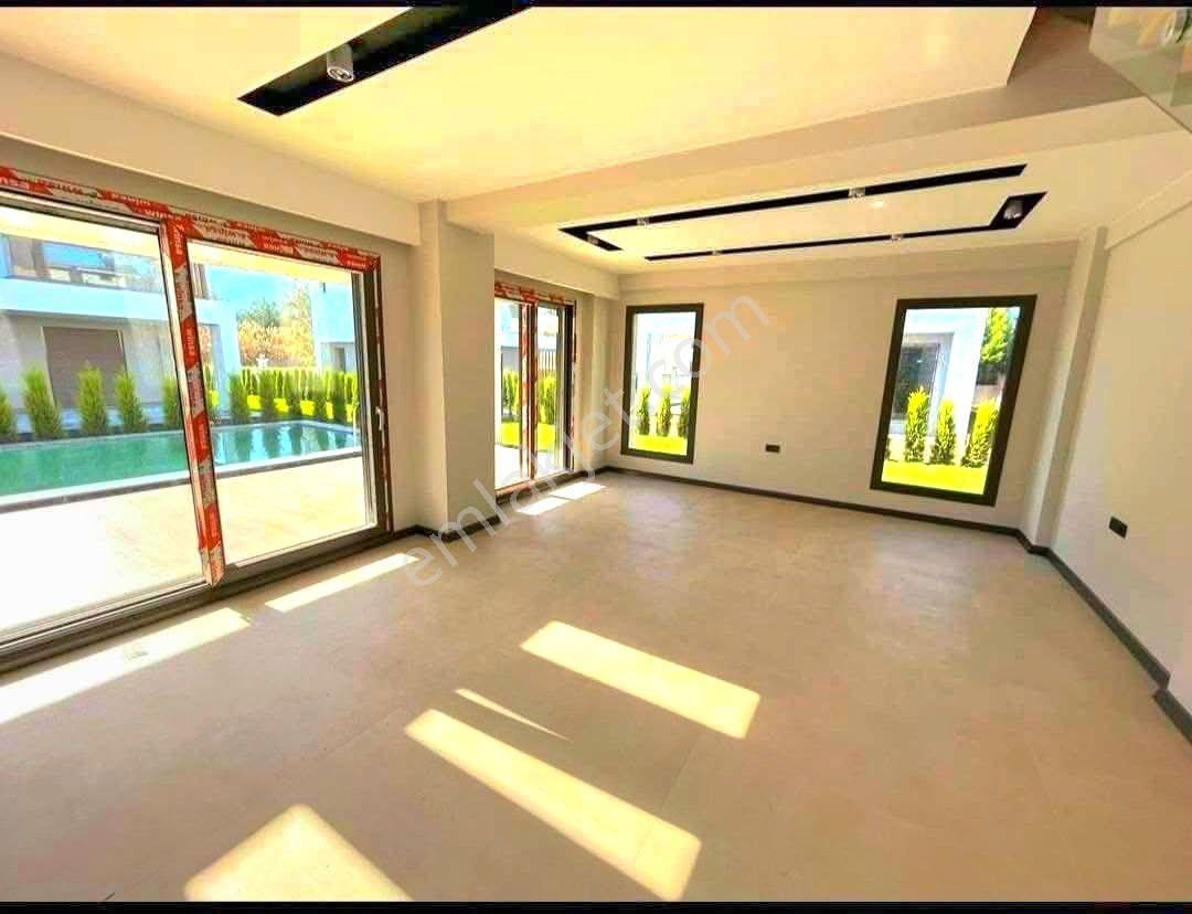 Güzelçamlıda Plaja Yakın Özel Havuzlu Tek Müstakil Sıfır Villa - Görsel 32