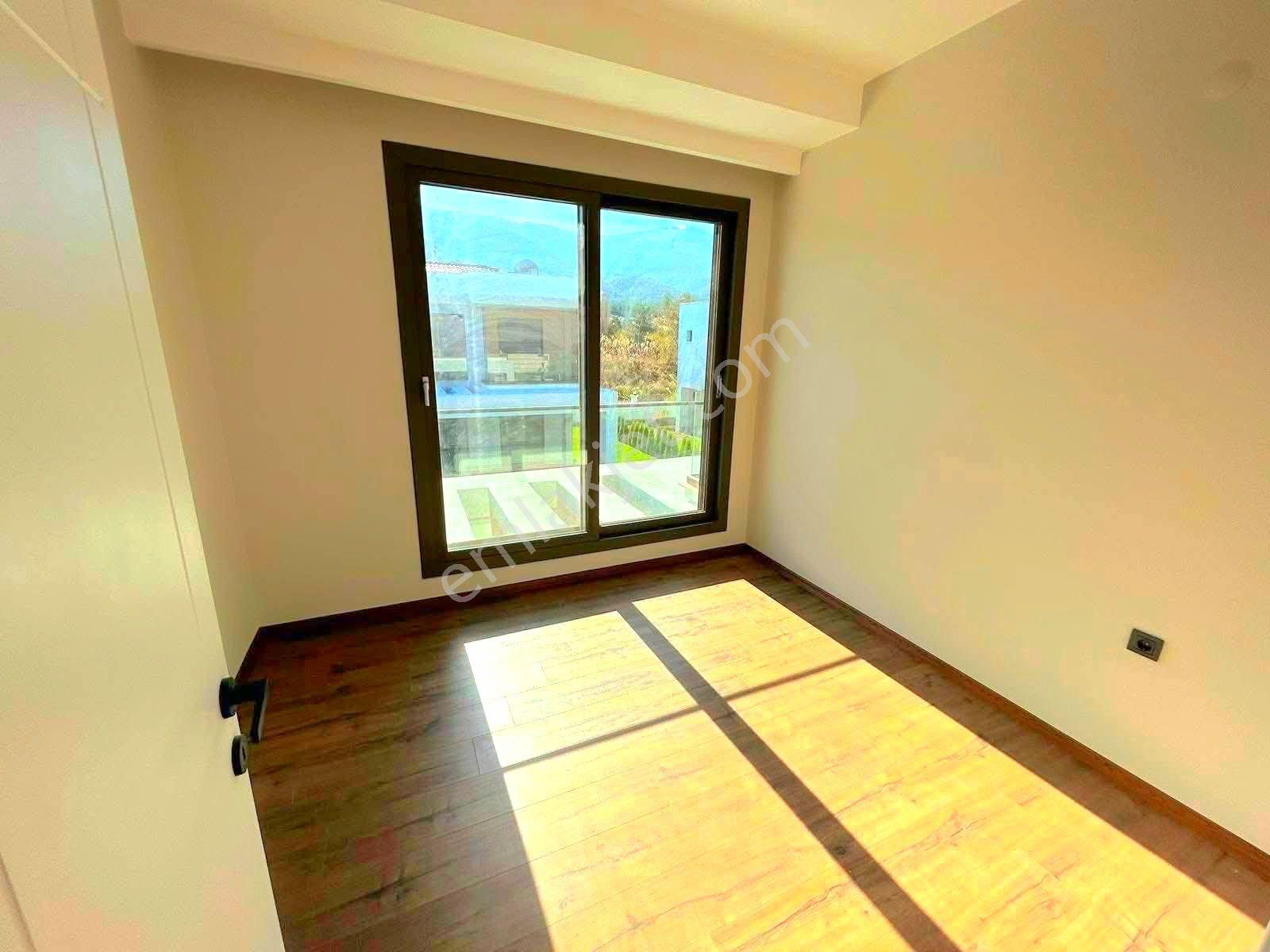 Güzelçamlıda Plaja Yakın Özel Havuzlu Tek Müstakil Sıfır Villa - Görsel 16