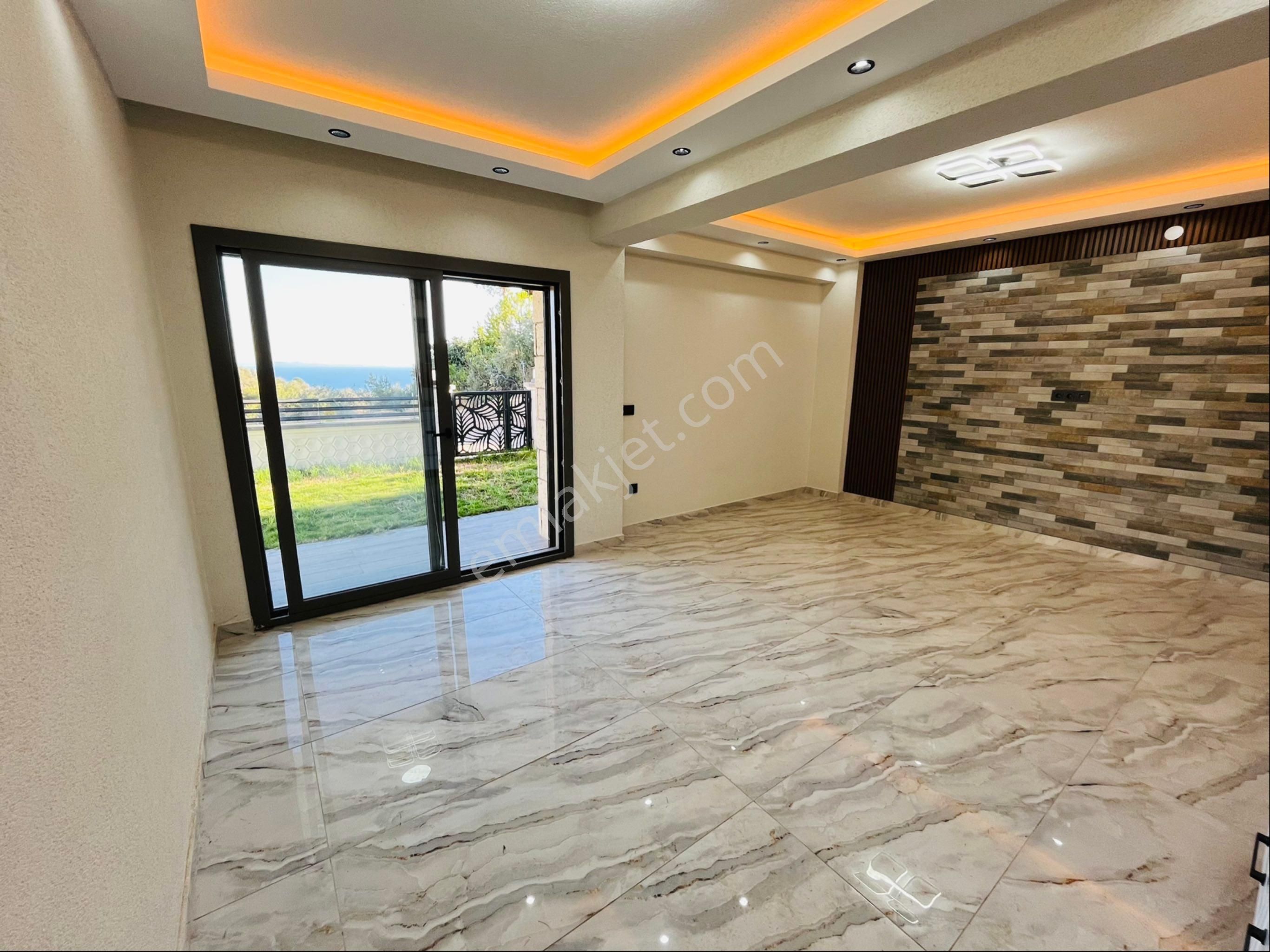 Altınoluk 2 Daire Gibi 4 Katlı Etrafı Kamera Sistemli 4 Kattan Deniz Gören Önü Yeşil Alan İkiz Villa - Görsel 21