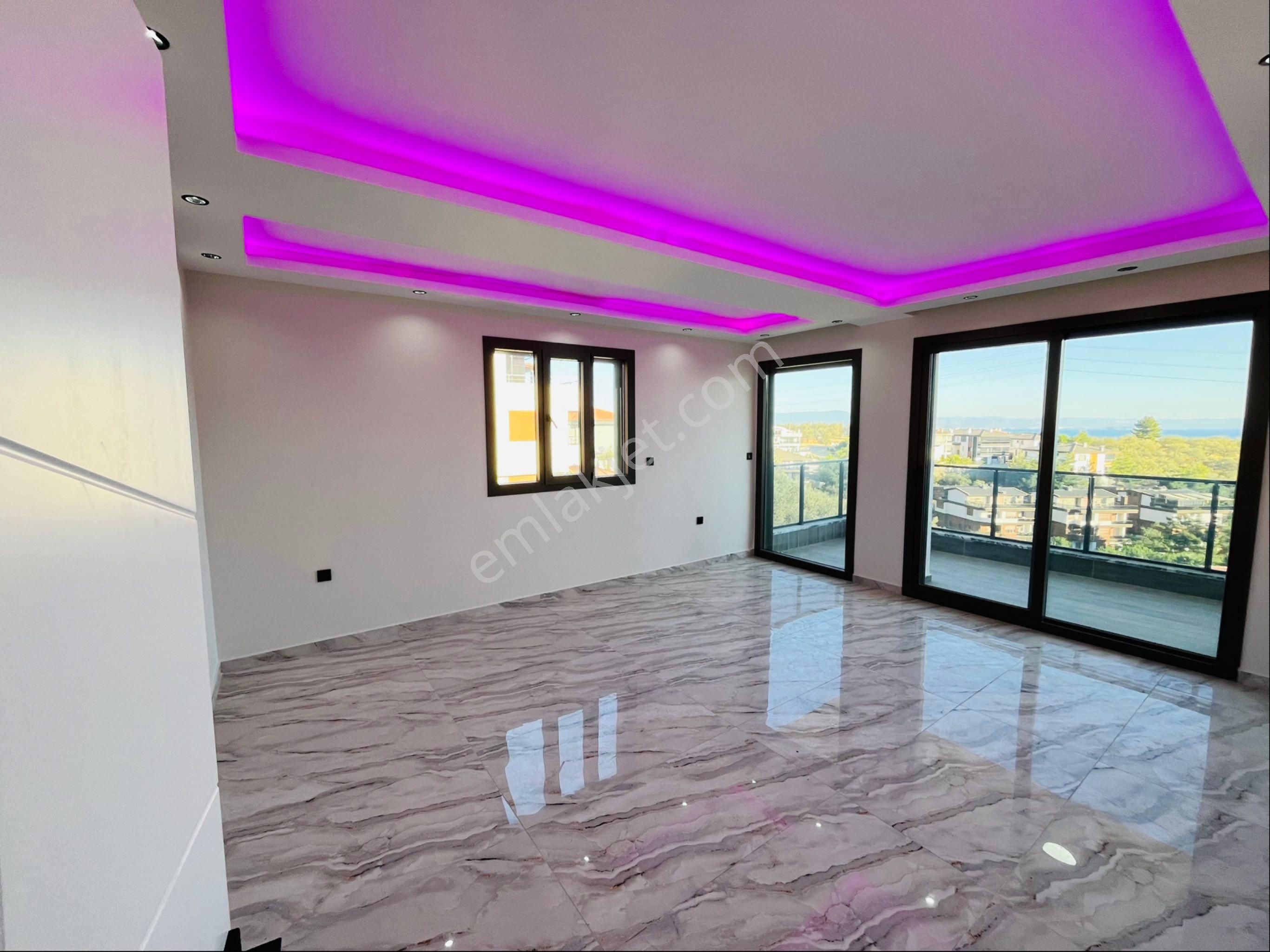 Altınoluk 2 Daire Gibi 4 Katlı Etrafı Kamera Sistemli 4 Kattan Deniz Gören Önü Yeşil Alan İkiz Villa - Görsel 29