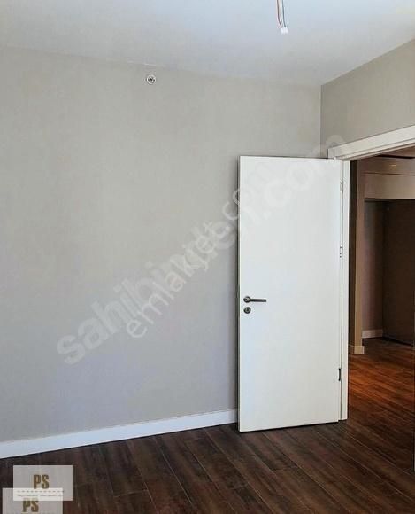 Satış Ve Kiralama Ofisinden Kiracılı Satılık 2+1 Daire - Görsel 17