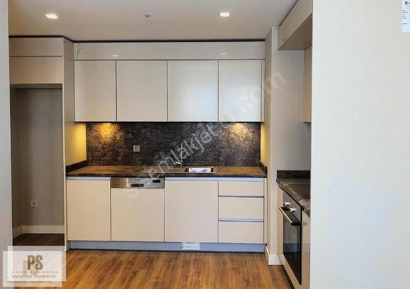 Satış Ve Kiralama Ofisinden Kiracılı Satılık 2+1 Daire