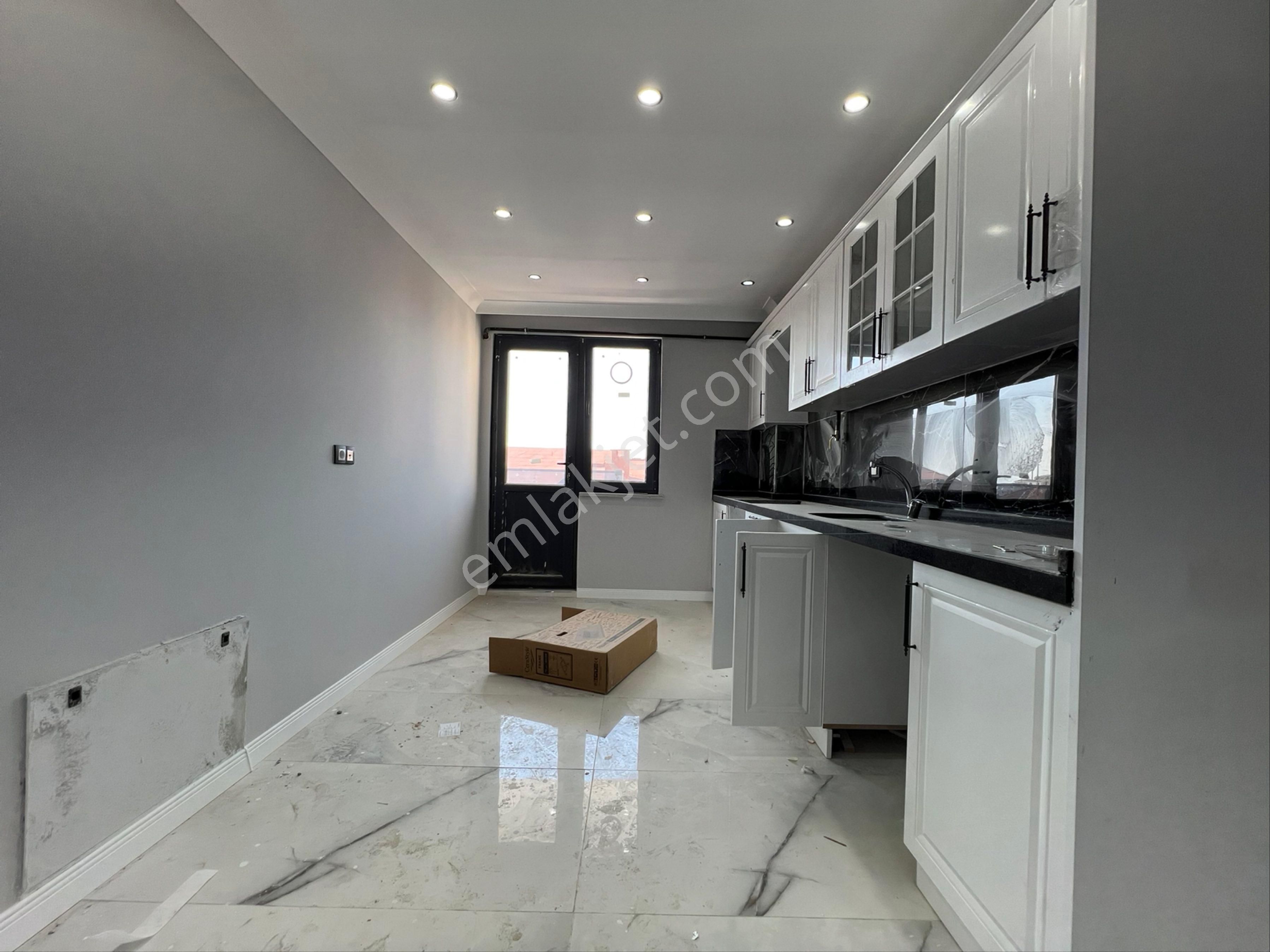 Vizyon Emlak'tan Emek Mh 3+1 Lüks Geniş Kullanışlı Arakat Daire - Görsel 16