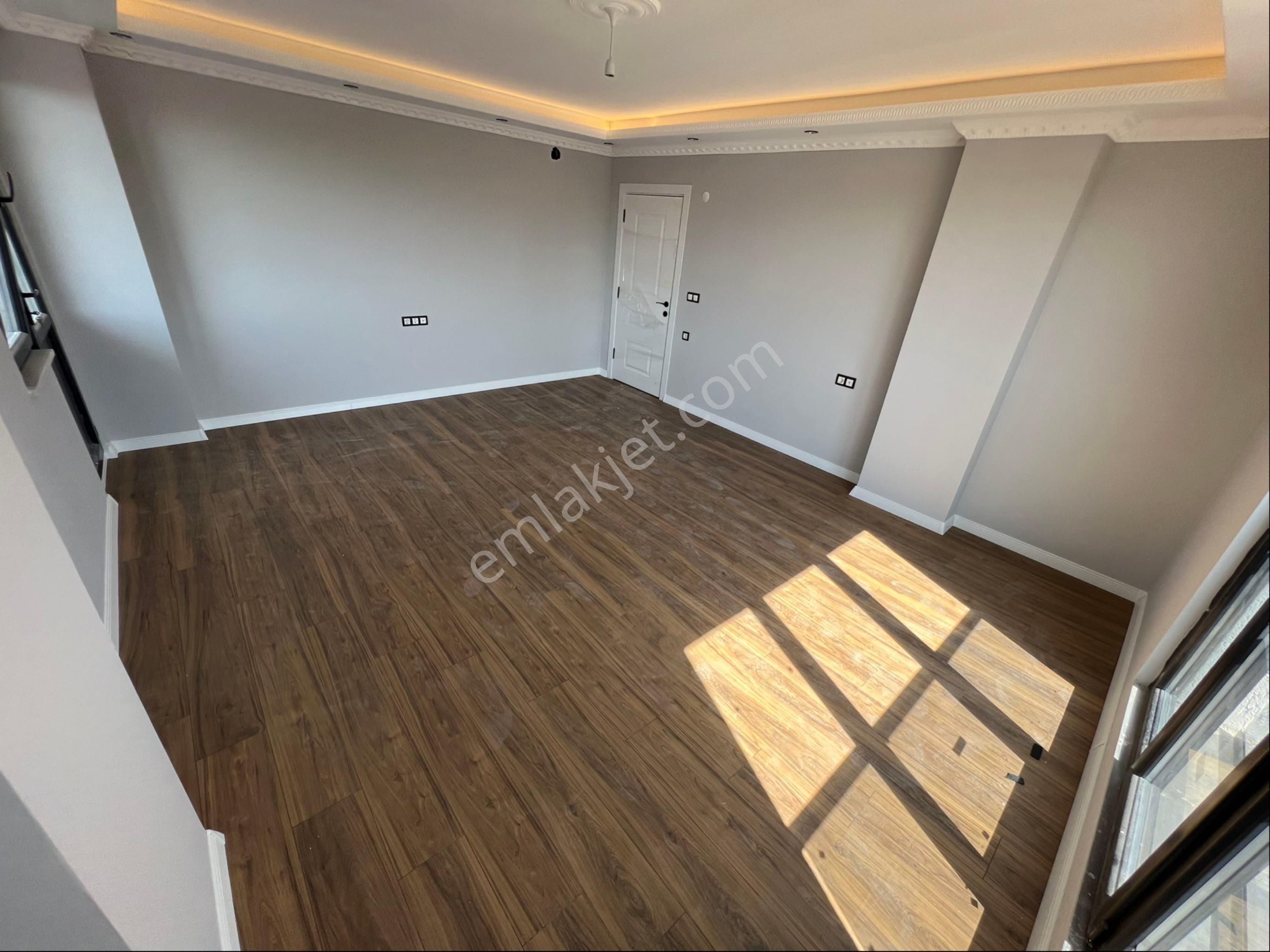 Vizyon Emlak'tan Emek Mh 3+1 Lüks Geniş Kullanışlı Arakat Daire - Görsel 3