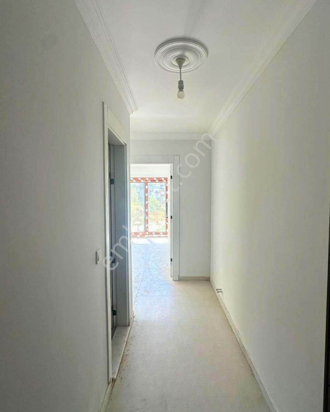 Sıla Emlak'tan Güllük Merkezde Bahçe Katı 1+1 Satılık Daire - Görsel 7