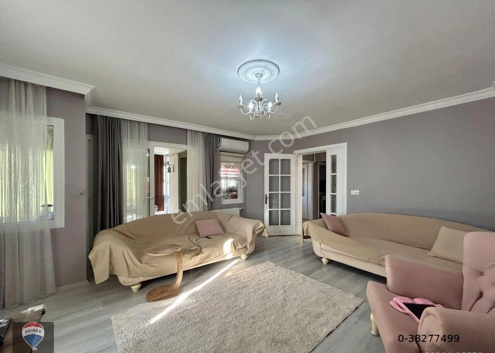 Kuşadası Ege Mahallesi Denız Manzaralı 3+1 Dubleks Daıre... - Görsel 3