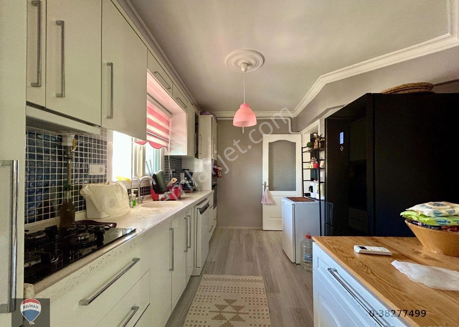 Kuşadası Ege Mahallesi Denız Manzaralı 3+1 Dubleks Daıre... - Görsel 12