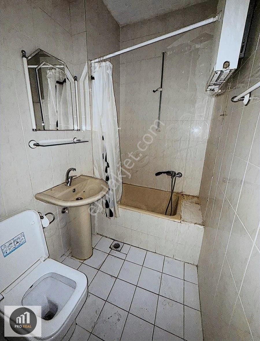 Bezmialem Çapa Hastane Metro Tramvay Satılık 2+1 Daire - Görsel 13