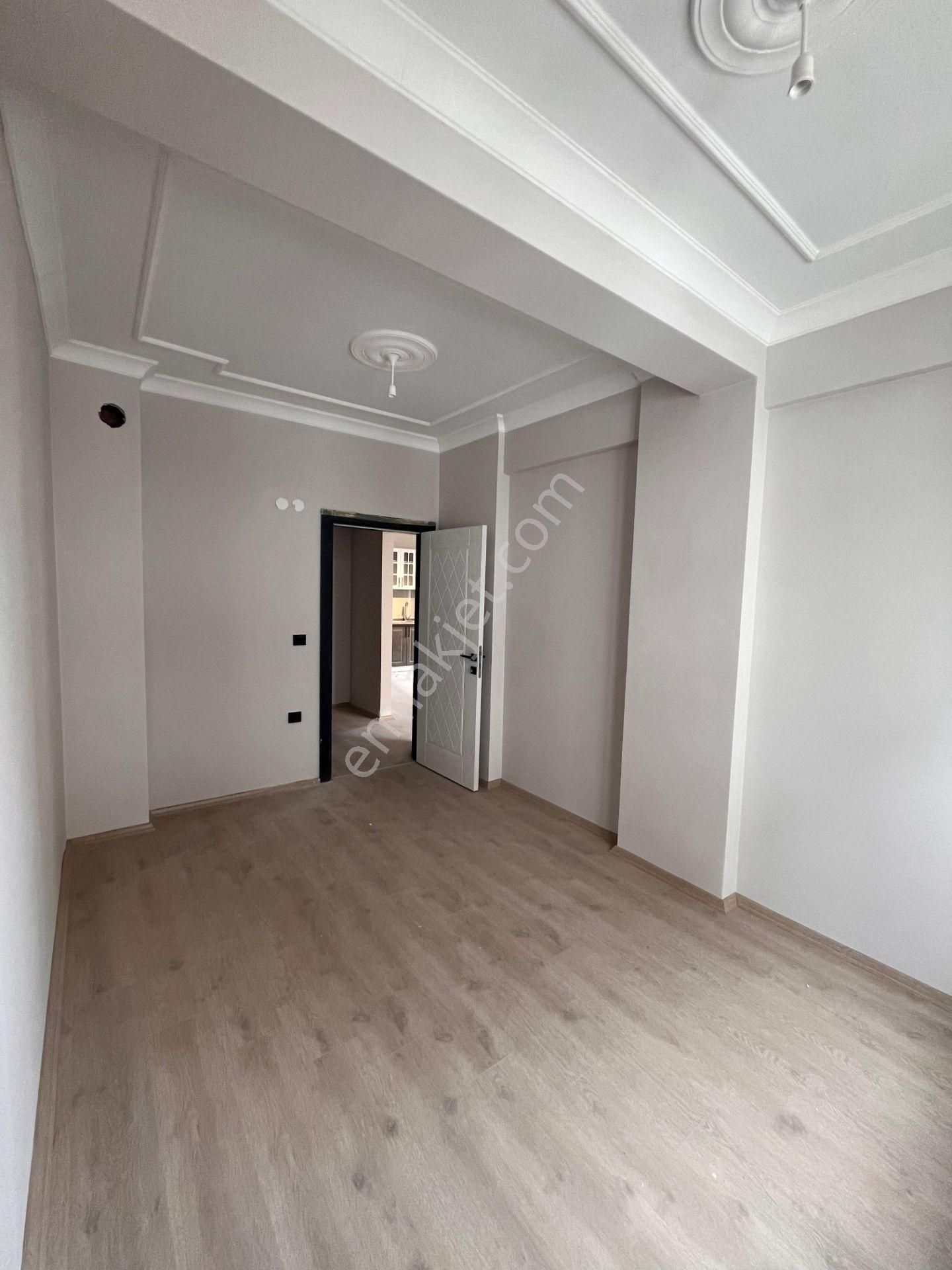 Hisardan Körfezde Tramvaraya Yakın 1+1 Satılık Daire - Görsel 13