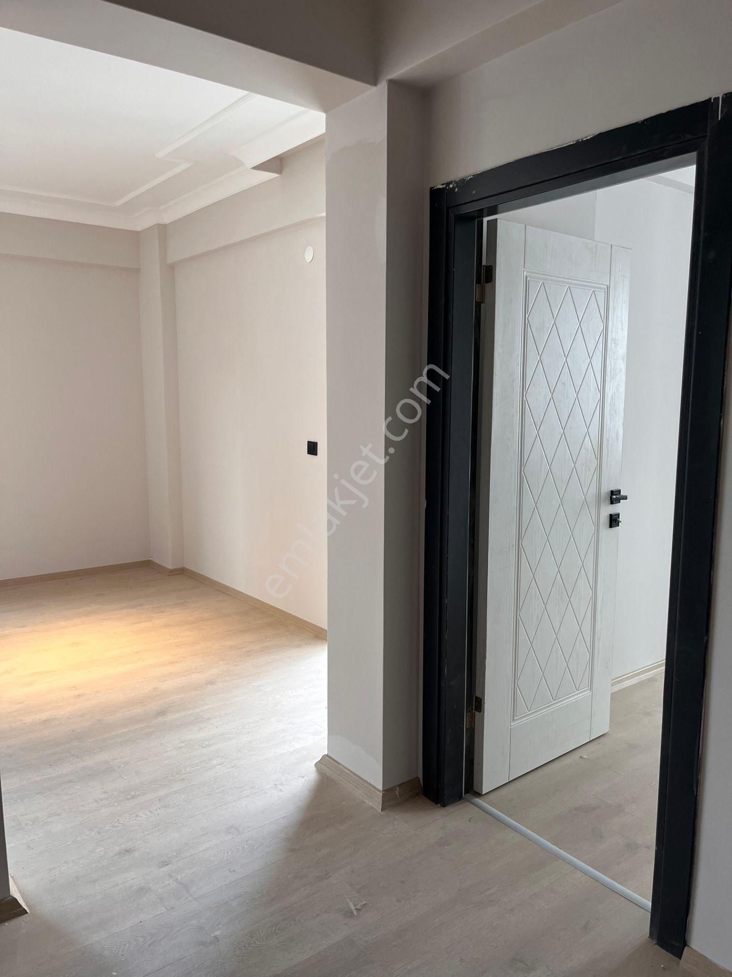 Hisardan Körfezde Tramvaraya Yakın 1+1 Satılık Daire - Görsel 5