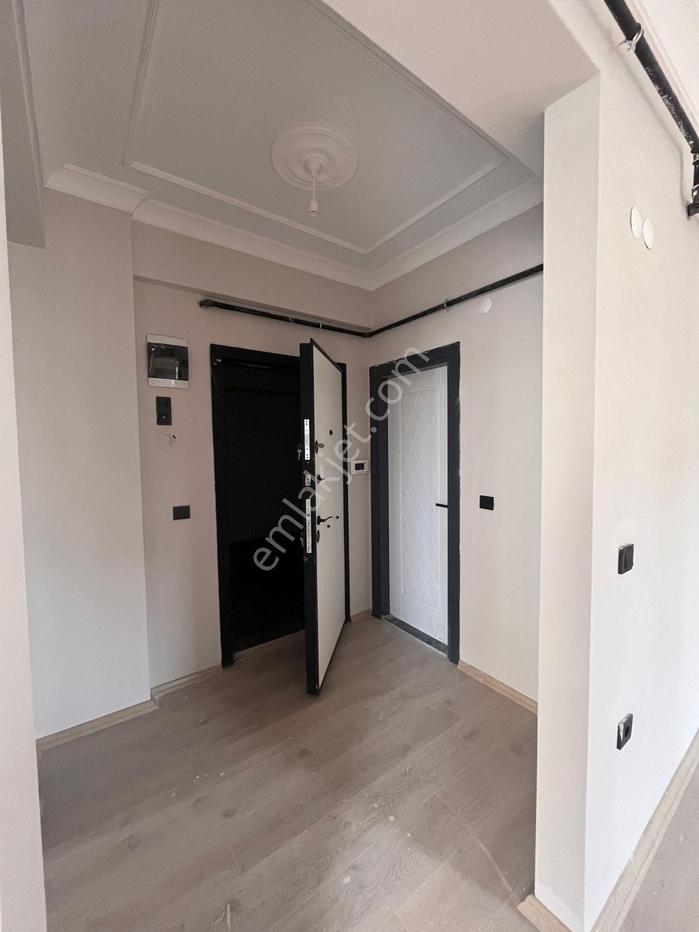 Hisardan Körfezde Tramvaraya Yakın 1+1 Satılık Daire - Görsel 14