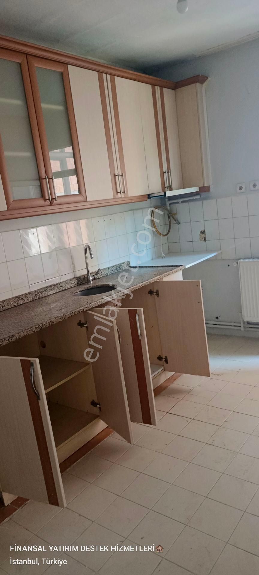Ümraniye Ihlamurkuyu Mah 1.kat 2+1 100 Metre Balkonlu Boyalı Metrolar Yürüme Mesafesi Yabancı Ya - Görsel 3