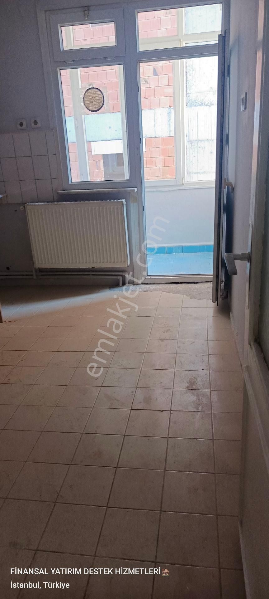 Ümraniye Ihlamurkuyu Mah 1.kat 2+1 100 Metre Balkonlu Boyalı Metrolar Yürüme Mesafesi Yabancı Ya - Görsel 6