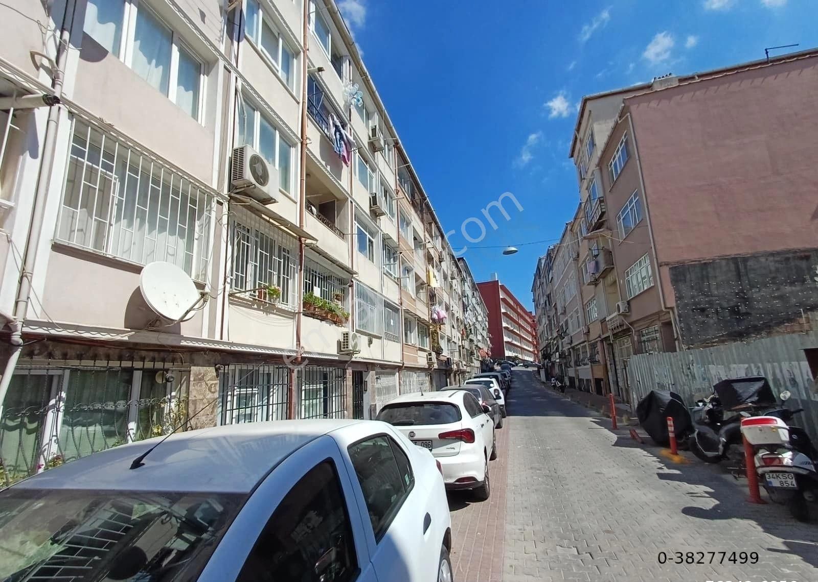 Fatih Koca Mustafapaşa Mah. Samatyada 2+1 65m² Arkacephe İskanlı Satılık Daire Osmanlı Emlak - Görsel 4