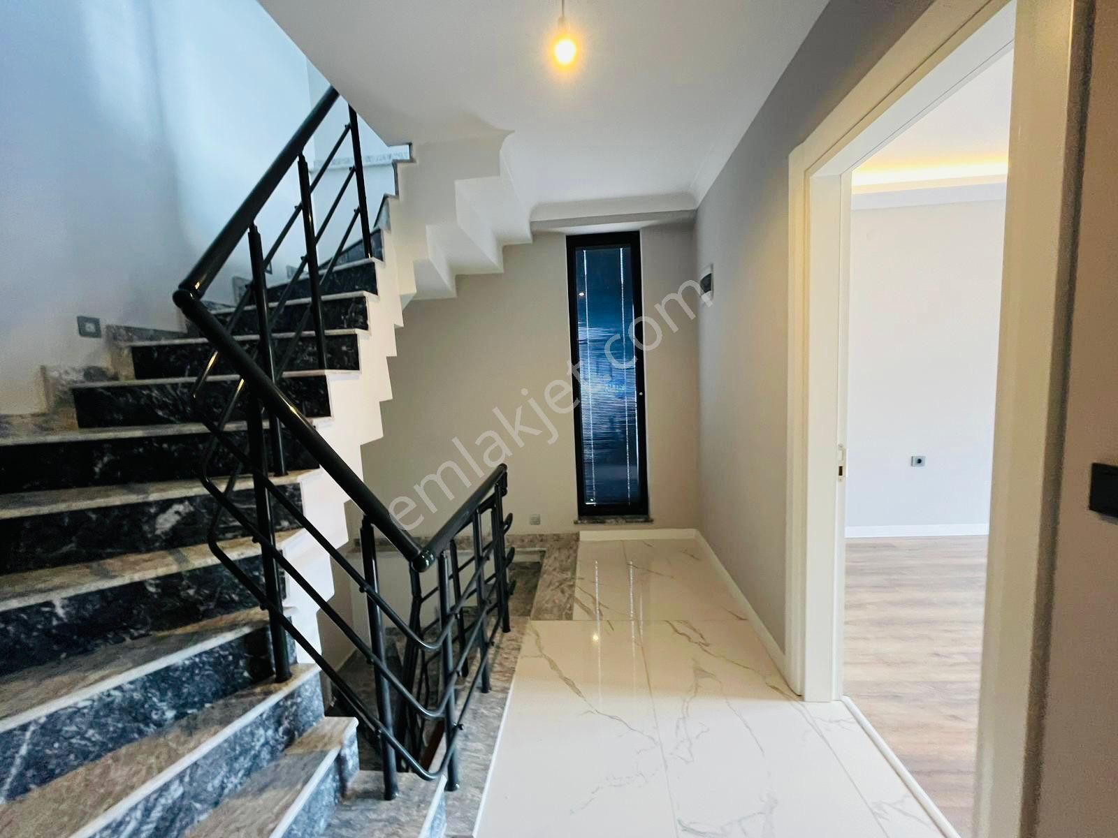 Parstan Gürede Geniş Bahçeli Deniz Ve Doğa Manzaralı 3+1 Villa - Görsel 6