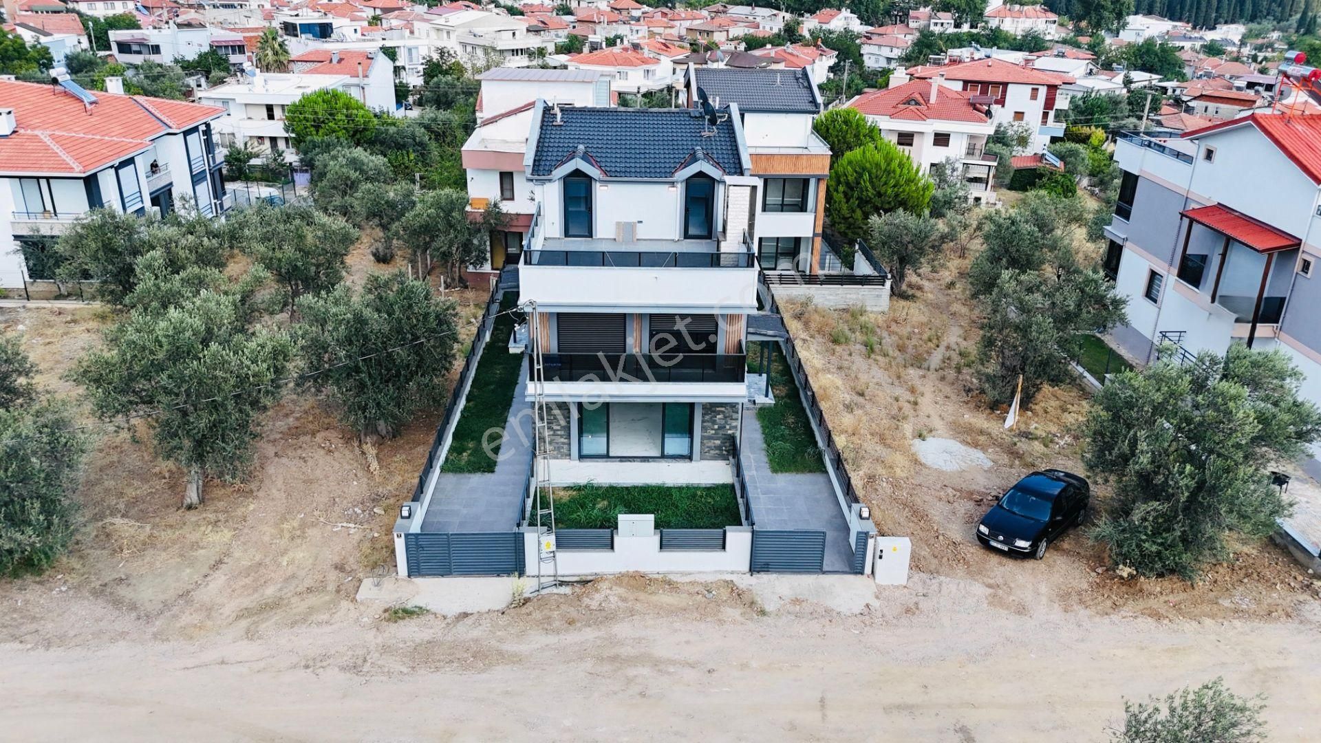 Parstan Gürede Geniş Bahçeli Deniz Ve Doğa Manzaralı 3+1 Villa - Görsel 31