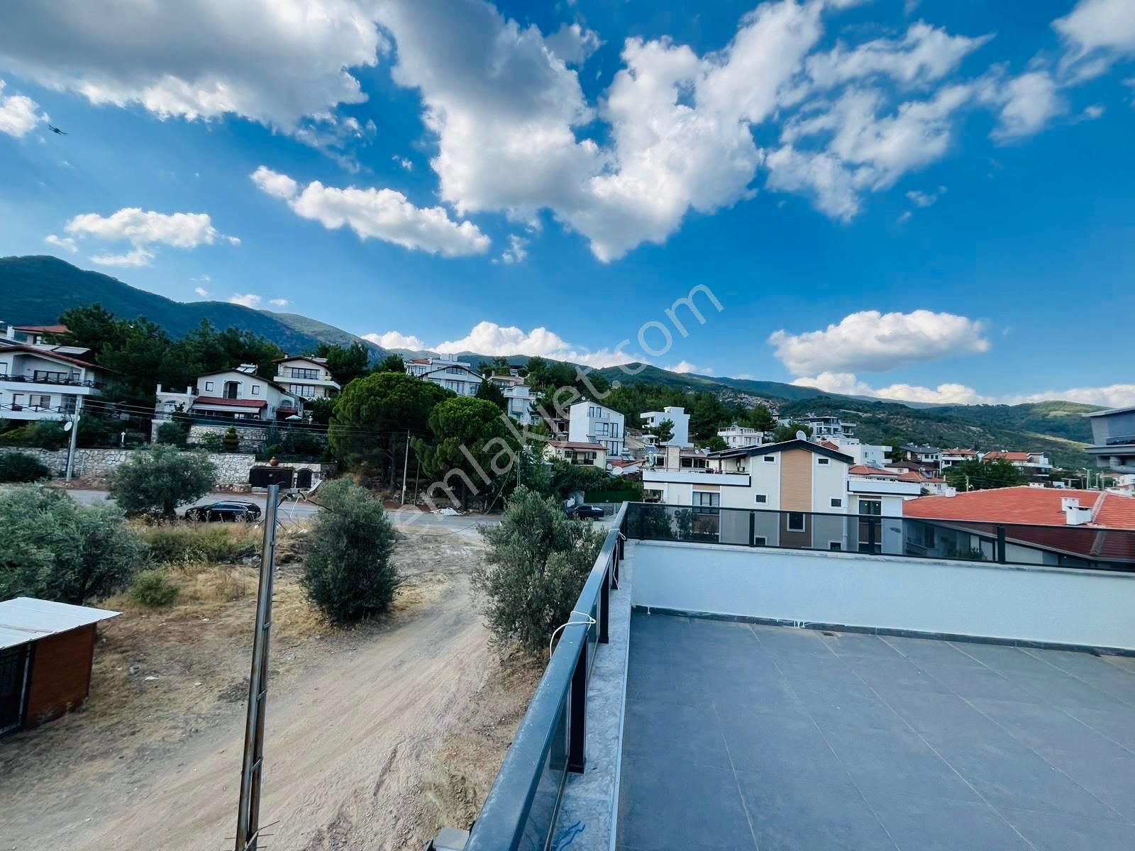 Parstan Gürede Geniş Bahçeli Deniz Ve Doğa Manzaralı 3+1 Villa - Görsel 29