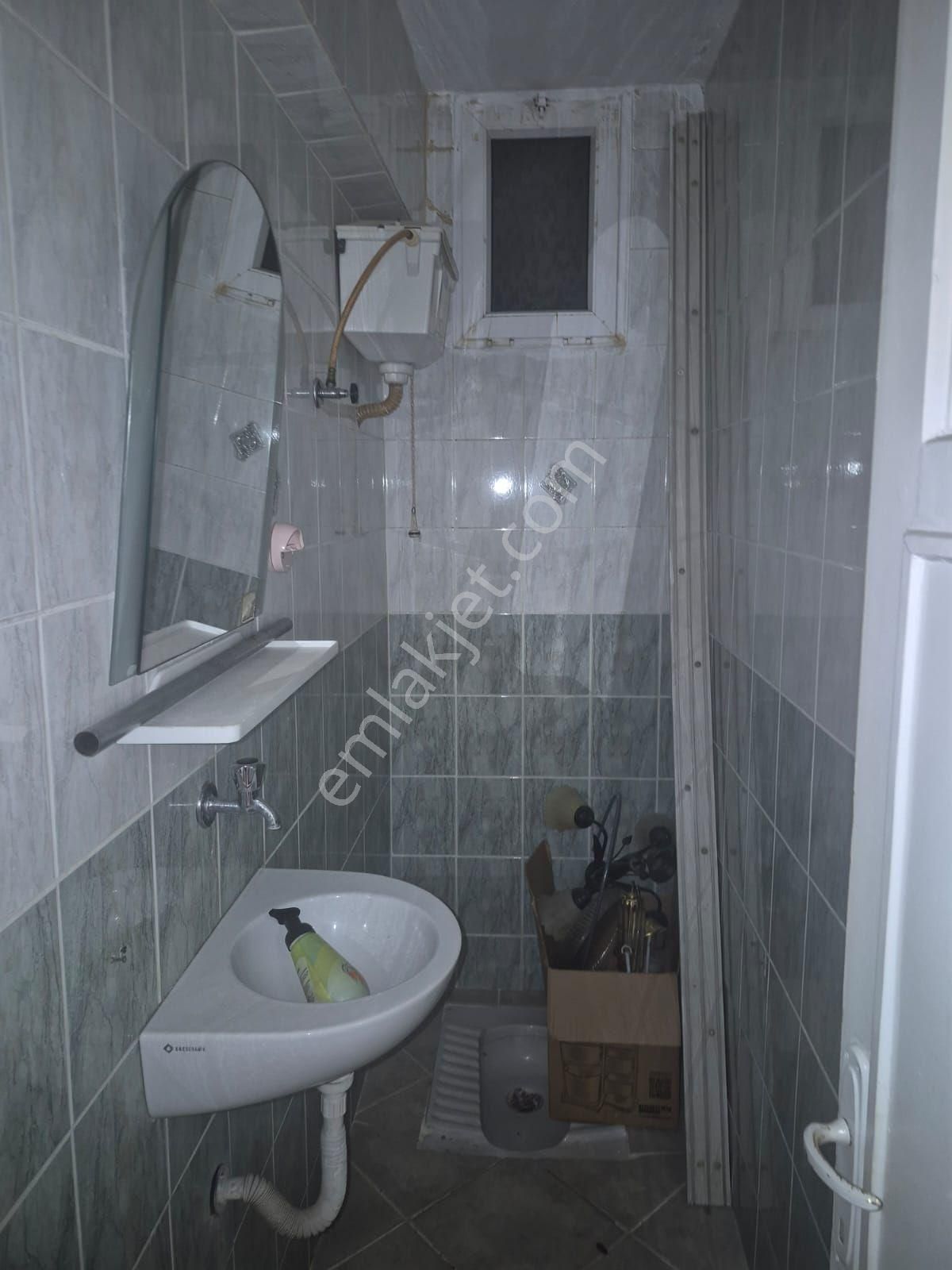 Cadde Üzerinde Kiralık Daire - Görsel 8