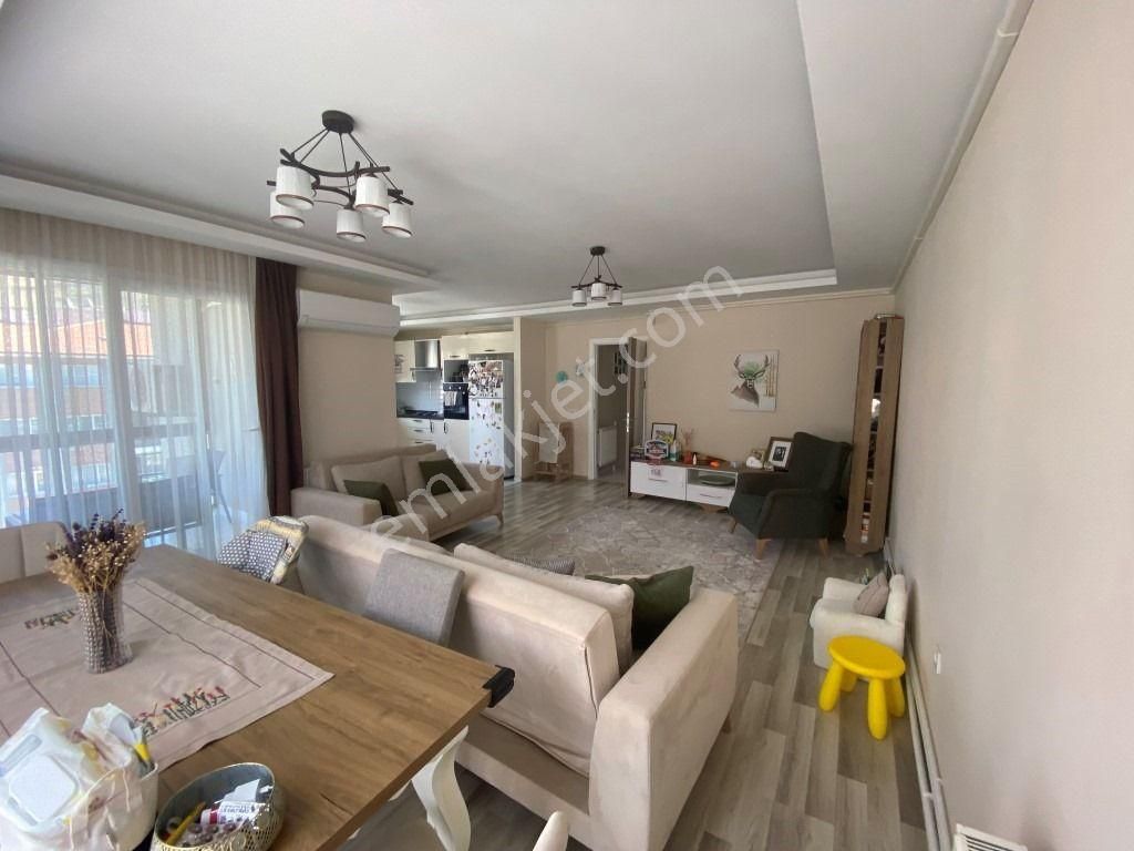 Kuşadası Satilik Degirmendere 3+1 Daire - Görsel 9