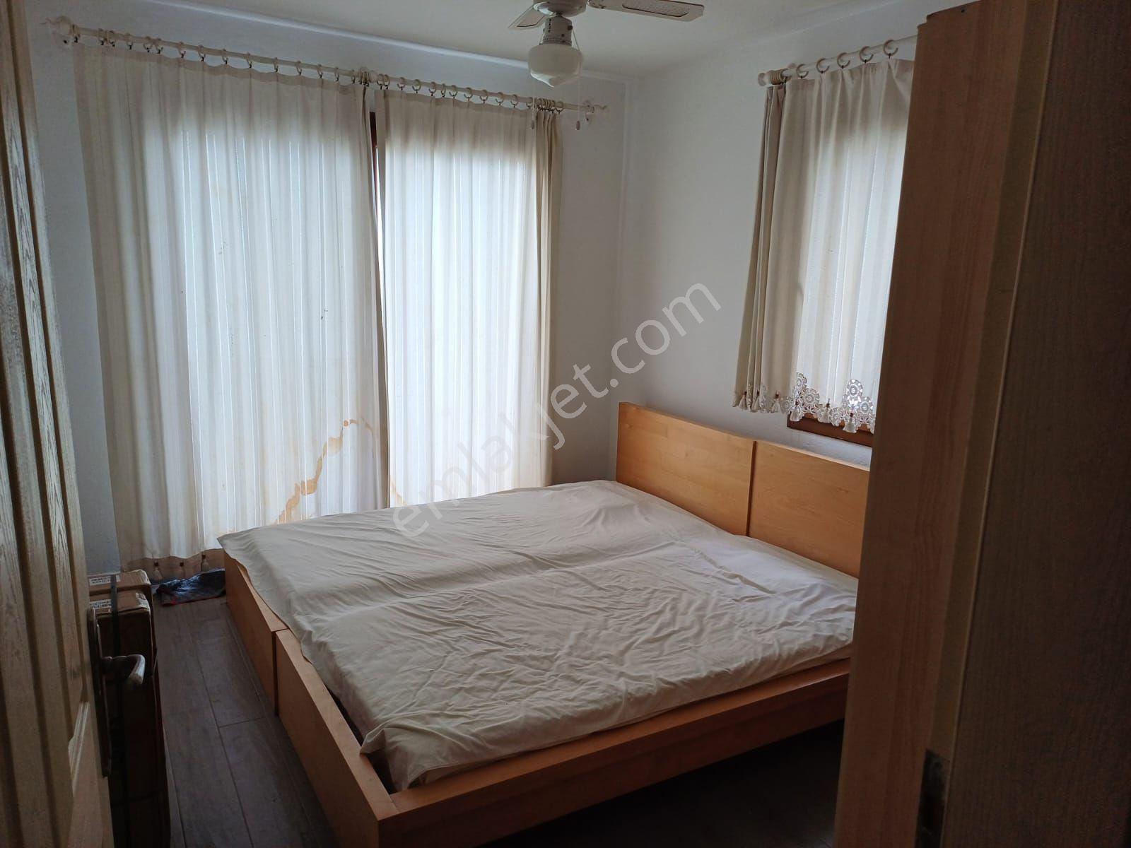 Yahşi Sitede 4+1 Plajlı Bahçeli Villa - Görsel 23
