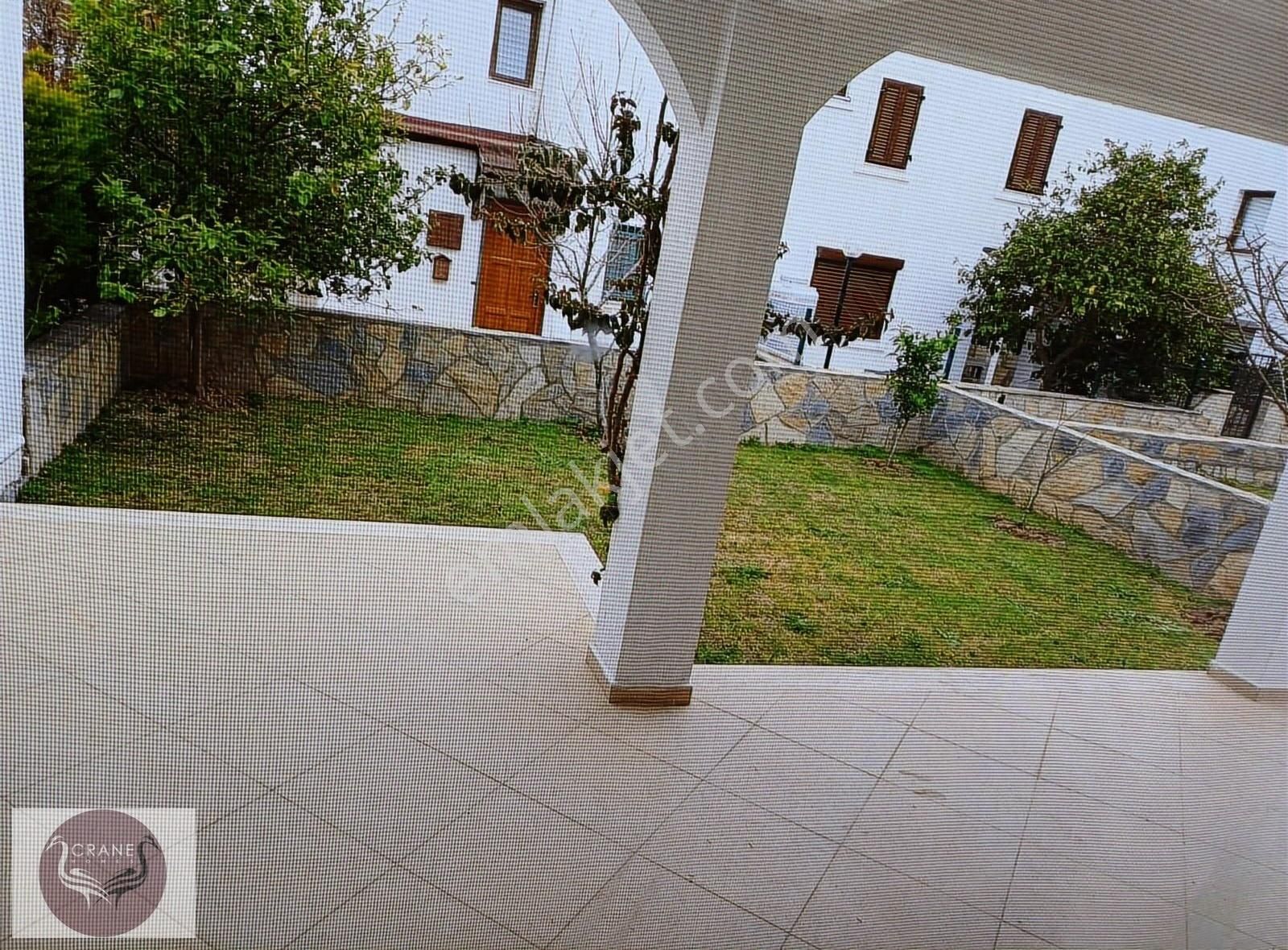 Yahşi Sitede 4+1 Plajlı Bahçeli Villa - Görsel 20