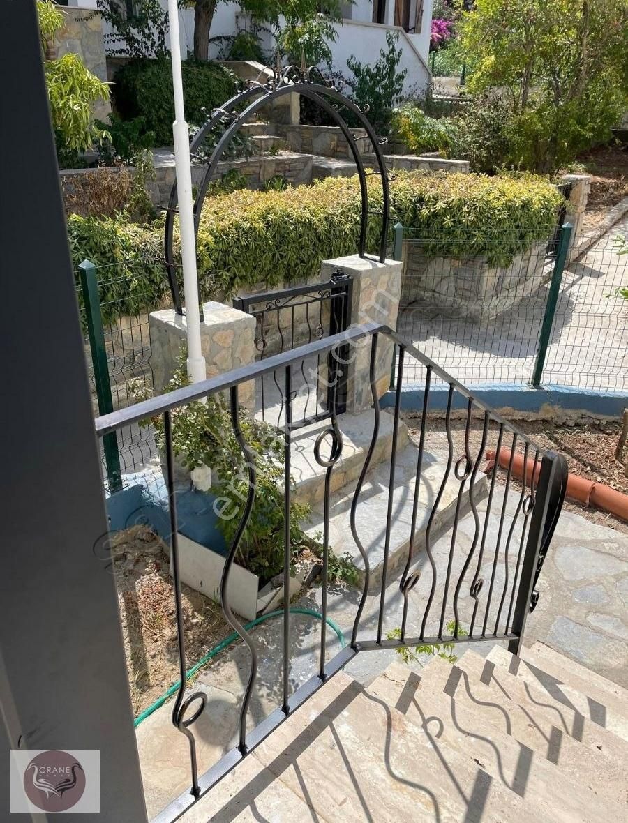 Yalıkavak Geriş'te Deniz Manzaralı Bahçeli Plajlı Sitede - Görsel 12