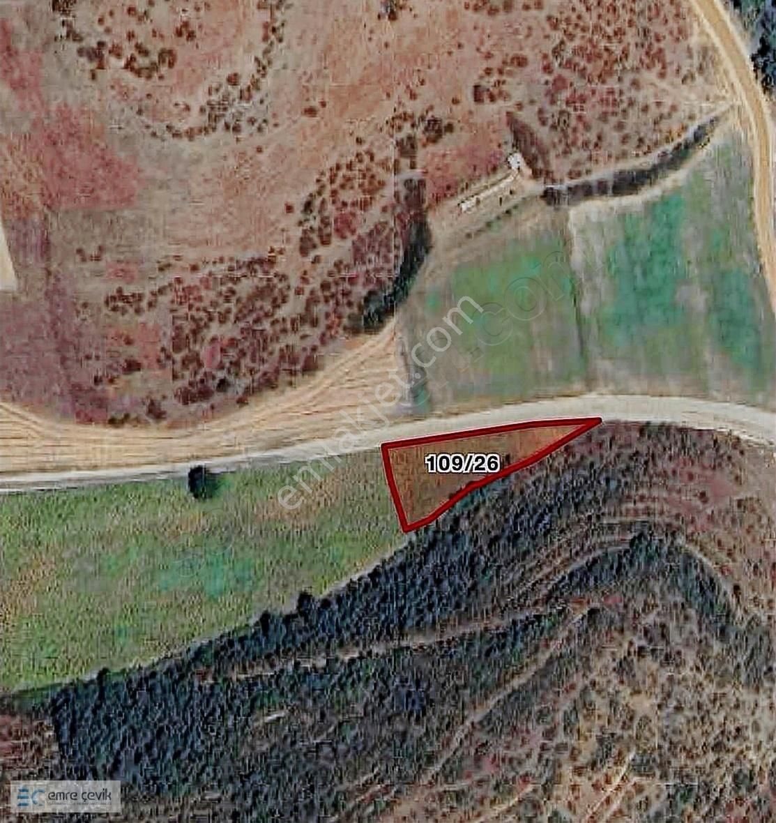 Emre Çevik'den Yenişehir Papatya Asfalt Yola Cephe 2000m2 Tarla - Görsel 3