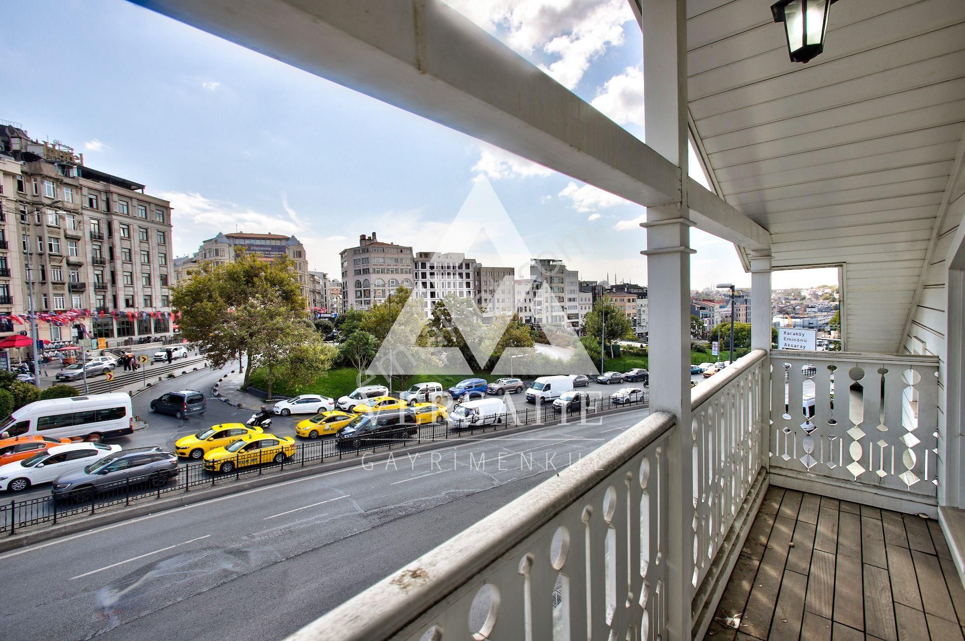 Beyoğlu'nda Satılık 1. Derece Tarihi Eser Köşk - Görsel 9