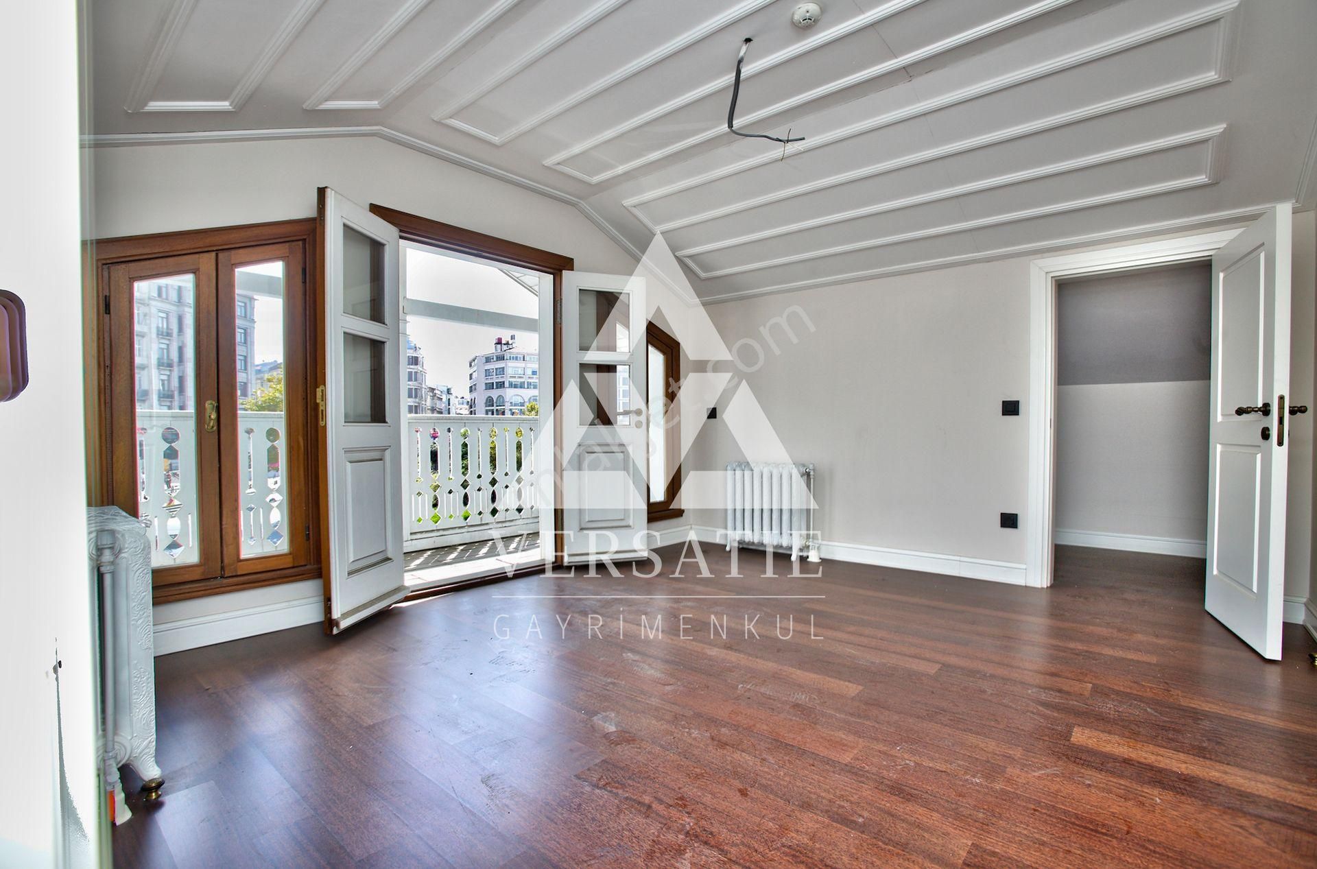 Beyoğlu'nda Satılık 1. Derece Tarihi Eser Köşk - Görsel 15