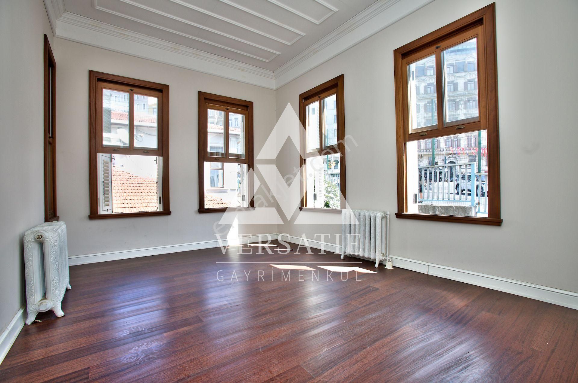 Beyoğlu'nda Satılık 1. Derece Tarihi Eser Köşk - Görsel 6