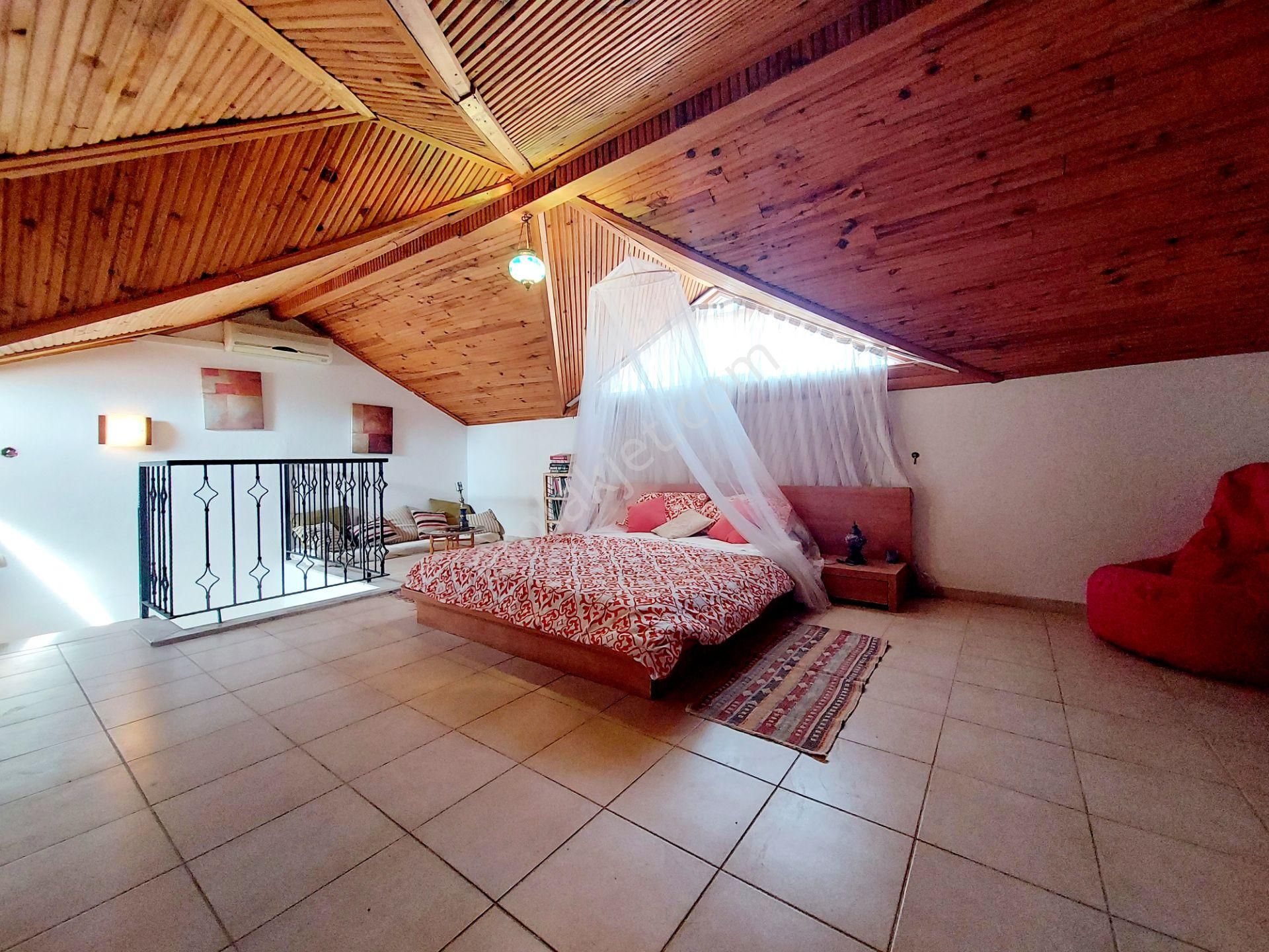 Muğla, Fethiye Ovacık'ta 2 Yatak Odalı Üst Dubleks - Görsel 27