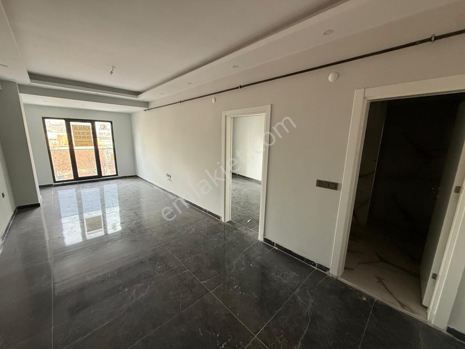 Delux'den Cadde Üzeri Kiralık Sıfır Residence 1+1 Ofis - Görsel 11