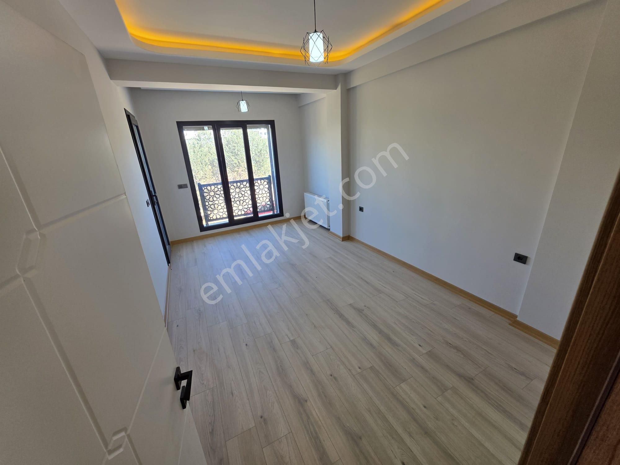 Irmaksudan Zeytinli De Doğa İçinde 4+1 Geniş Ferah Villa - Görsel 31
