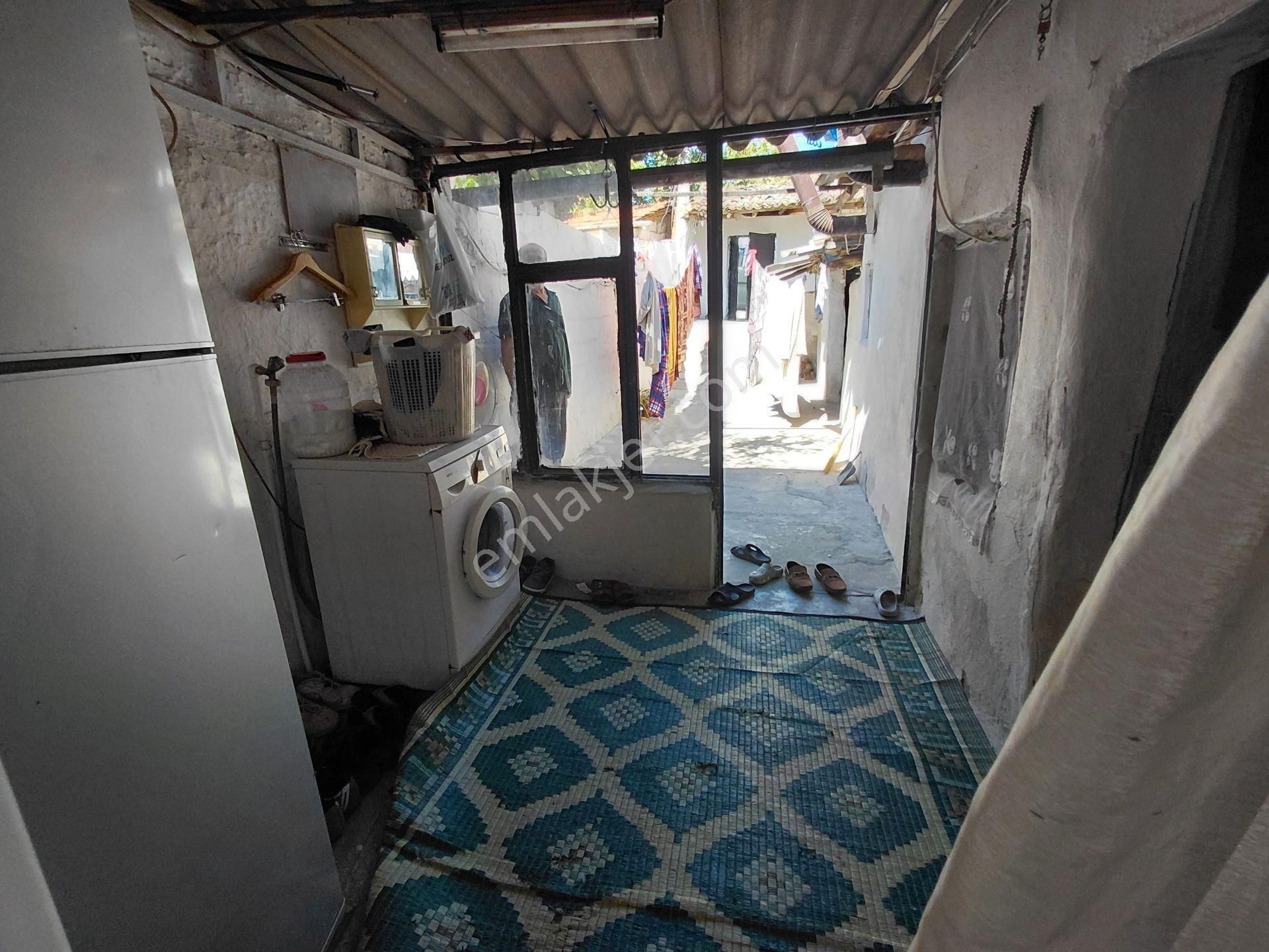 Akhisar Zeytinliova Da Satılık 226 M2 Arsa İçinde Köy Evi 825.000 Tl - Görsel 4