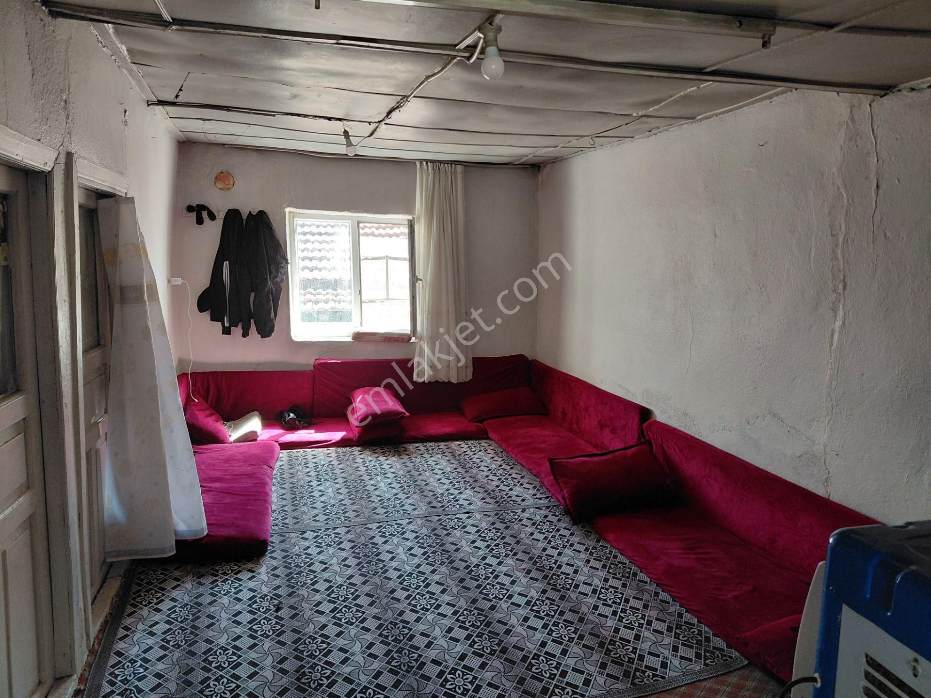 Akhisar Zeytinliova Da Satılık 226 M2 Arsa İçinde Köy Evi 825.000 Tl - Görsel 2