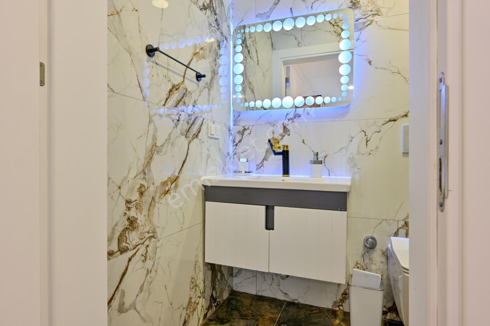 Stop’tan Çamköy Müstakil Havuzlu Lüks Villa - Görsel 32