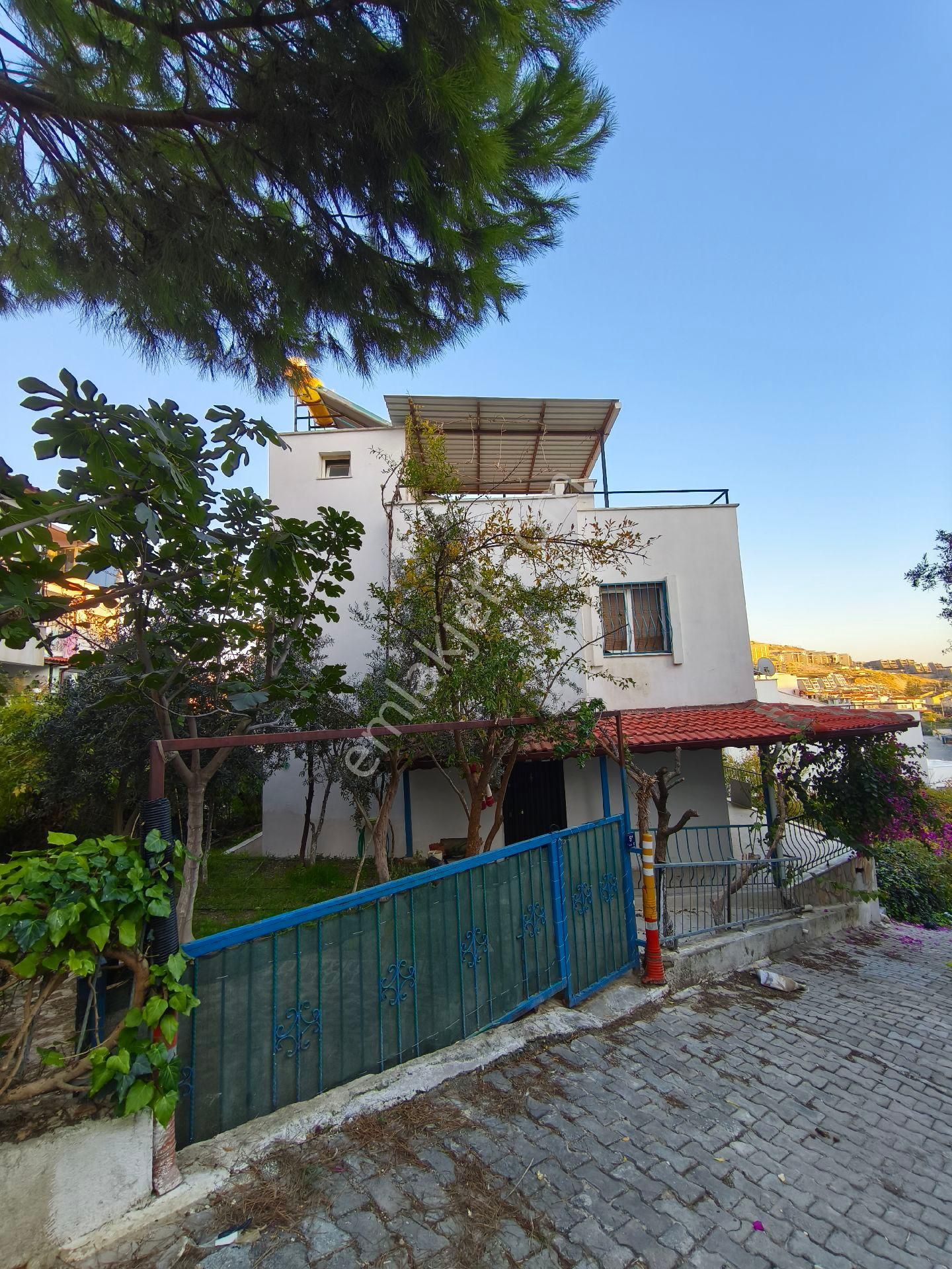 Kuşadası Kadinlardenizin'de Deniz Manzarali Triplex Villa - Görsel 5